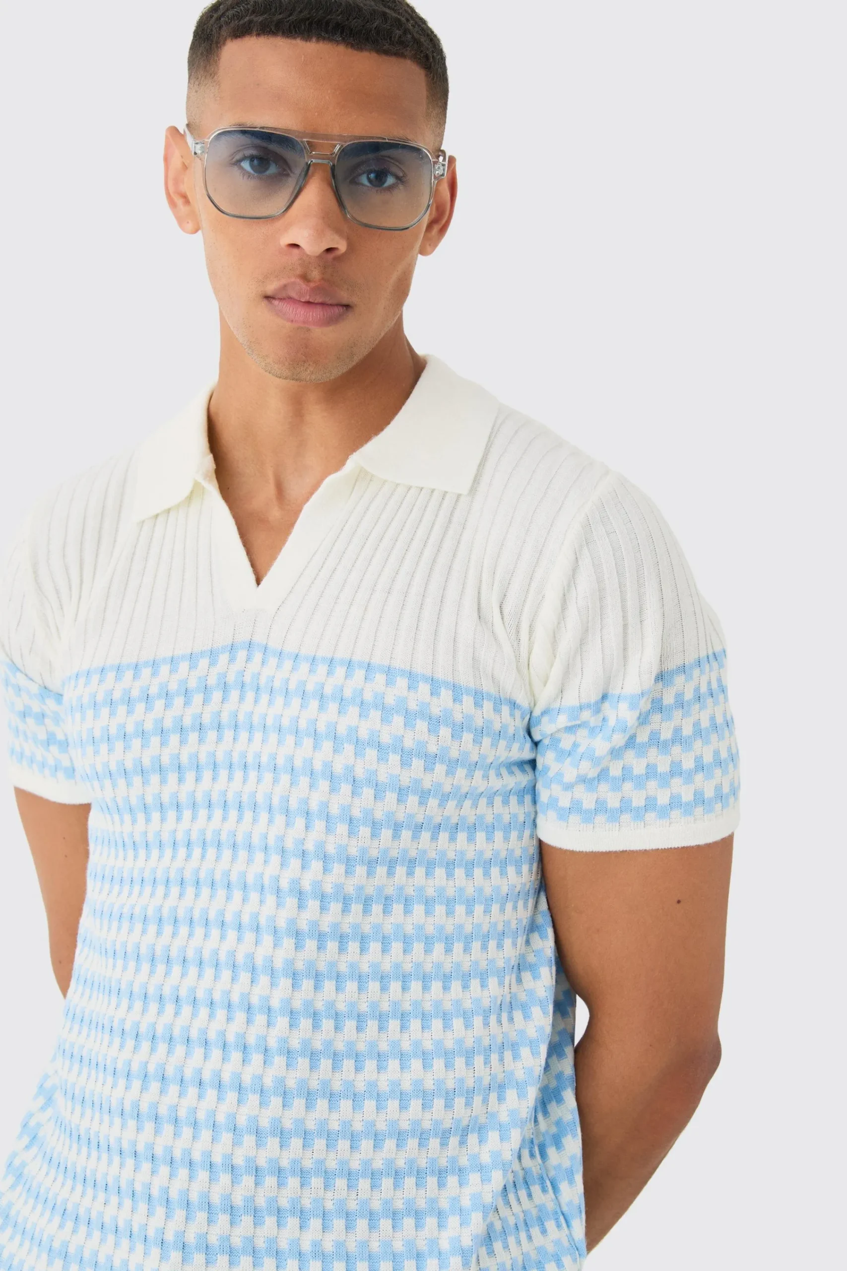 boohooMAN Regular V Neck Stripe Knitted Polo | UK| Knitwear