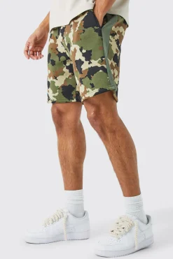 boohooMAN Relaxed Camo Side Panel Shorts | UK| Shorts