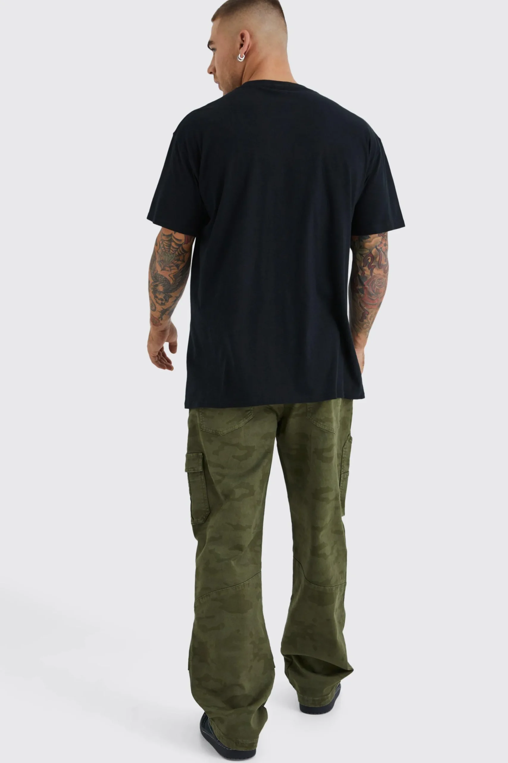 boohooMAN Relaxed Carpenter Camo Cargo Trouser | UK| Trousers