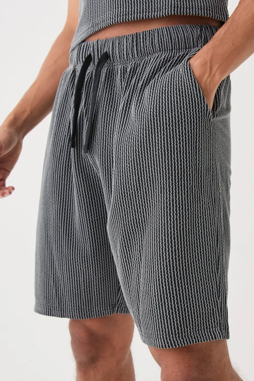 boohooMAN Relaxed Fit Mid Length Stripe Texture Shorts | UK| Shorts