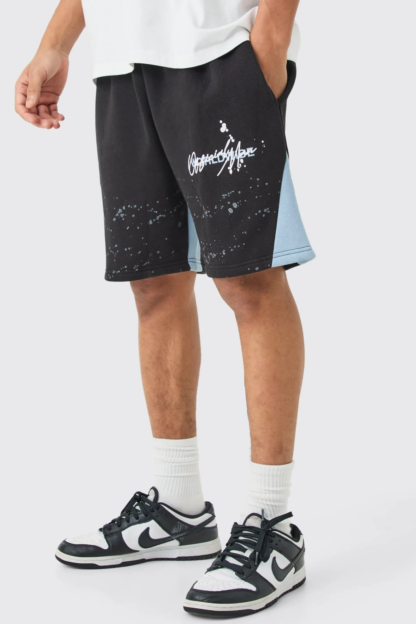 boohooMAN Relaxed Fit Paint Splatter Gusset Short | UK| Shorts