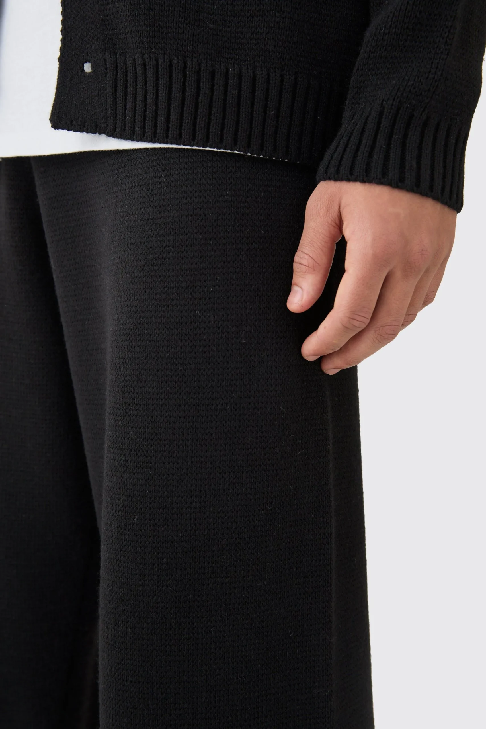boohooMAN Relaxed Knitted Trouser | UK| Trousers|Knitwear