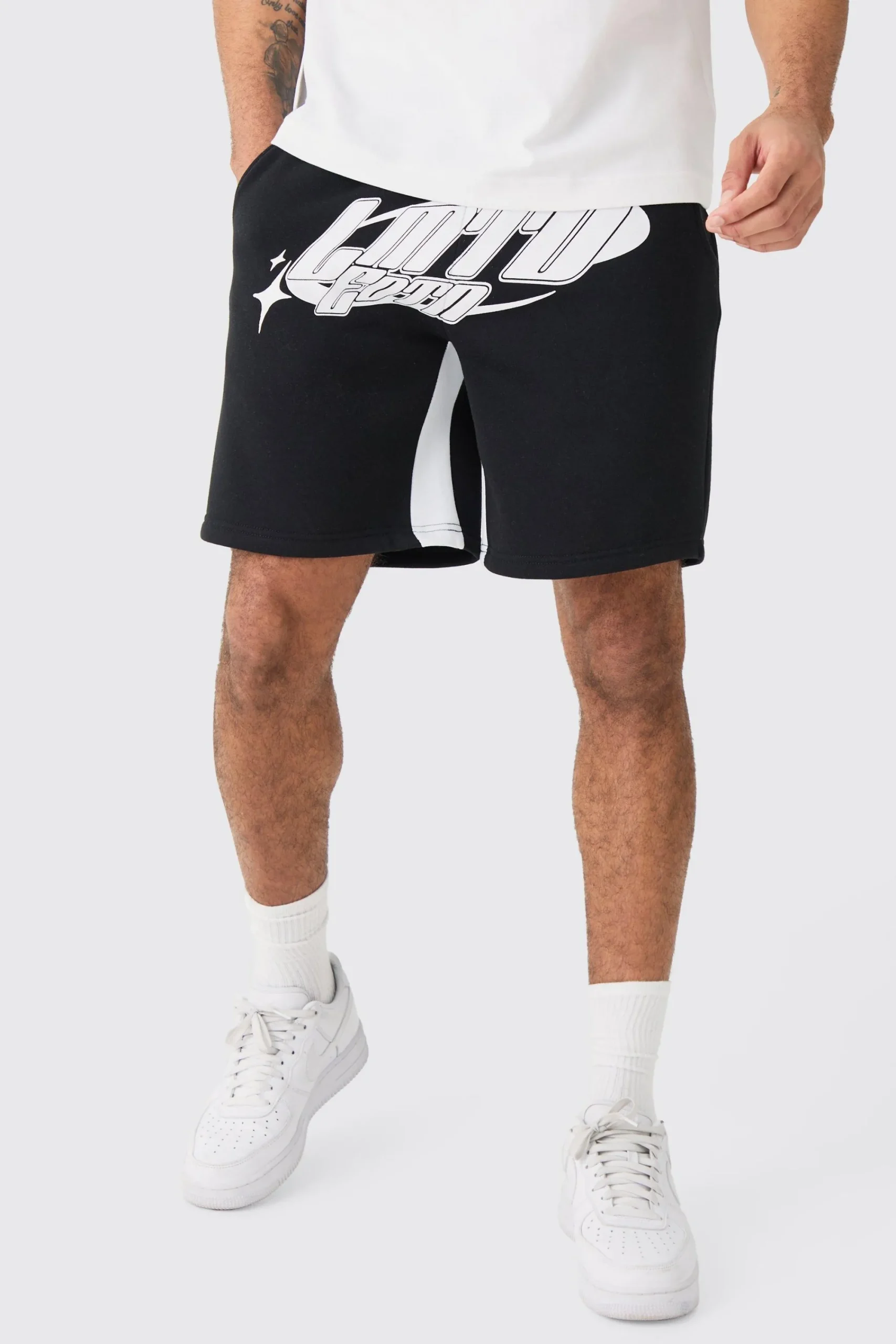 boohooMAN Relaxed Limited Edition Gusset Shorts | UK| Shorts