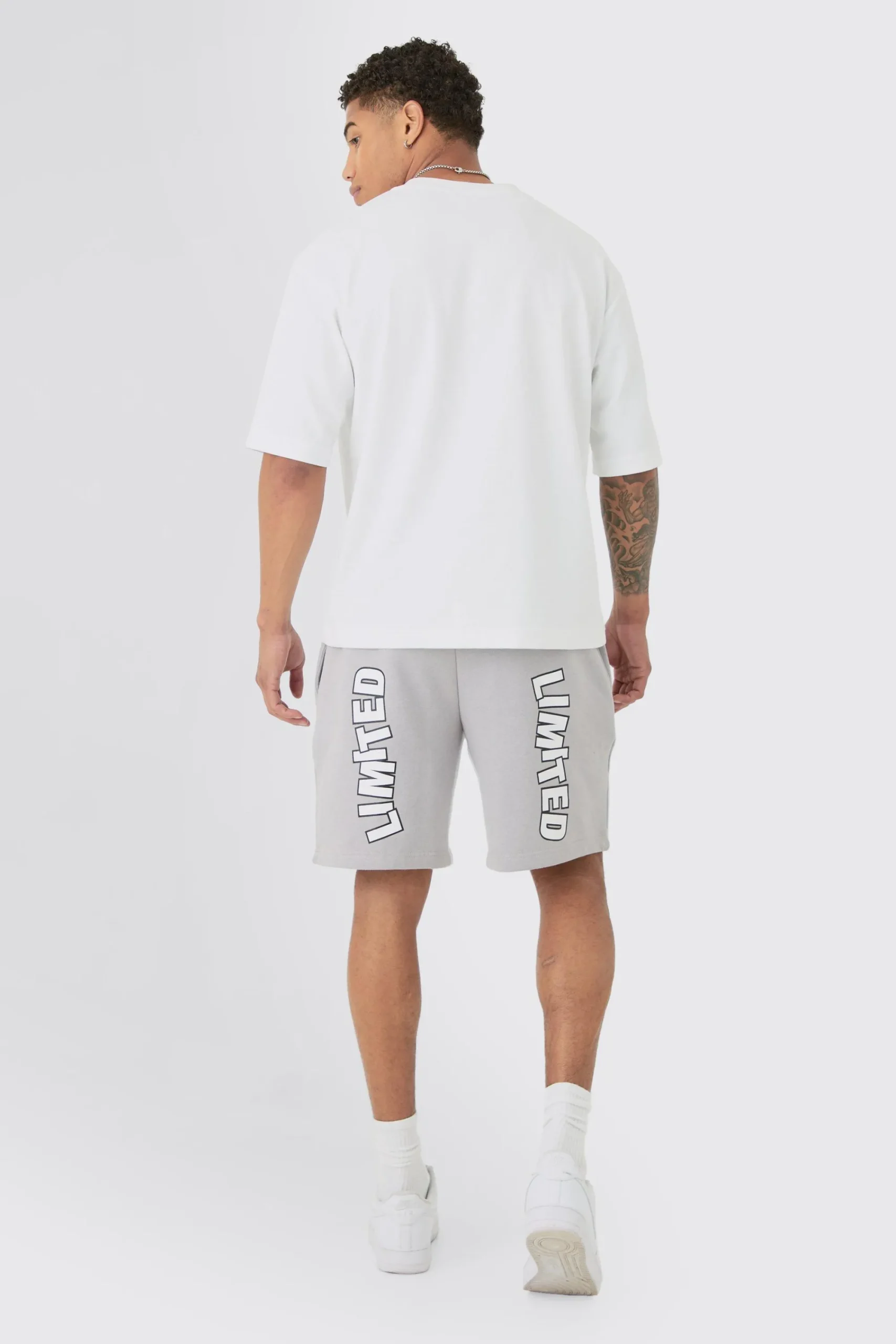 boohooMAN Relaxed Limited Edition Heart Applique Short | UK| Shorts
