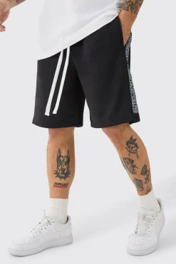 boohooMAN Relaxed Loopback Text Print Short | UK| Shorts