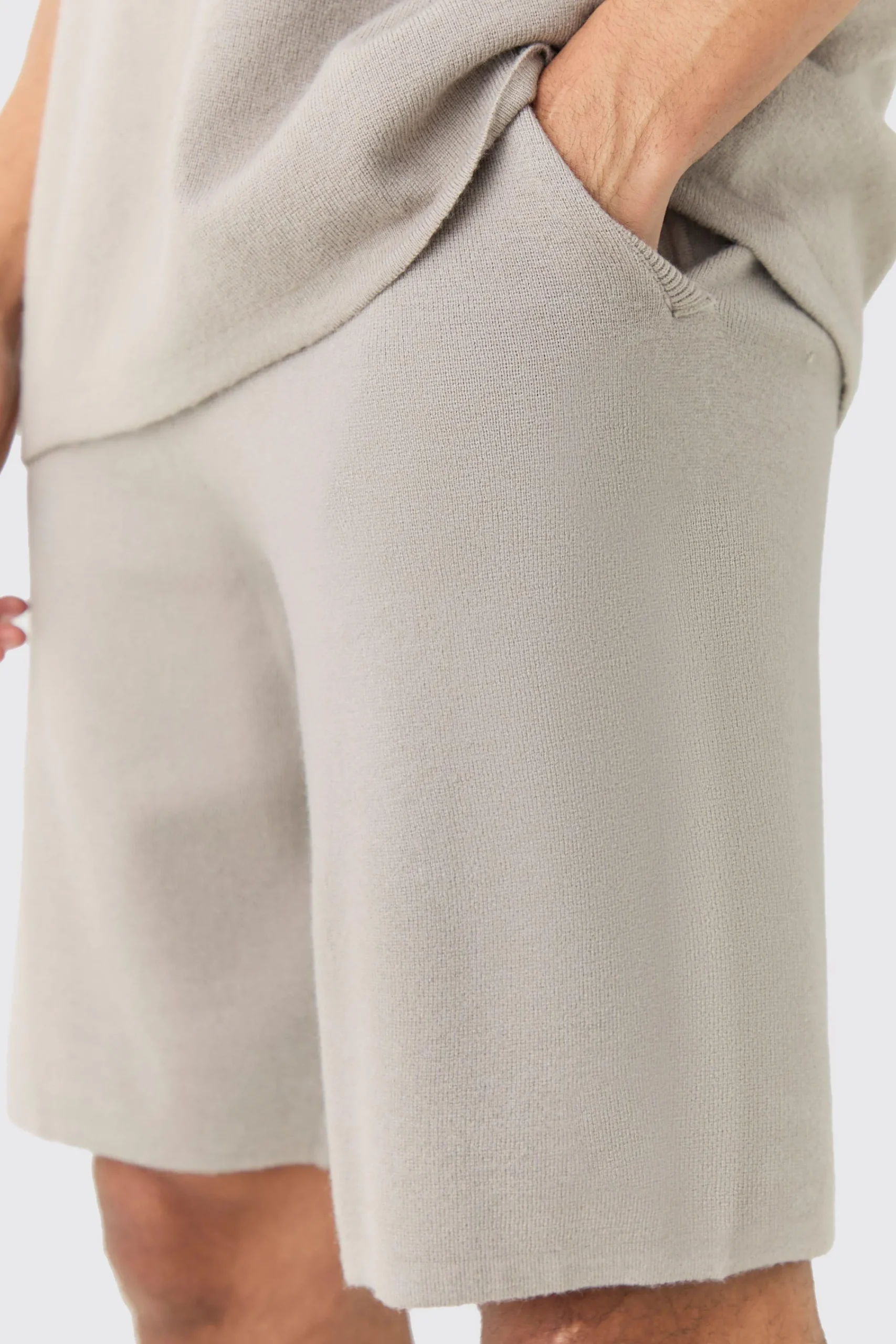 boohooMAN Relaxed Mid Length Knitted Short | UK| Tracksuits