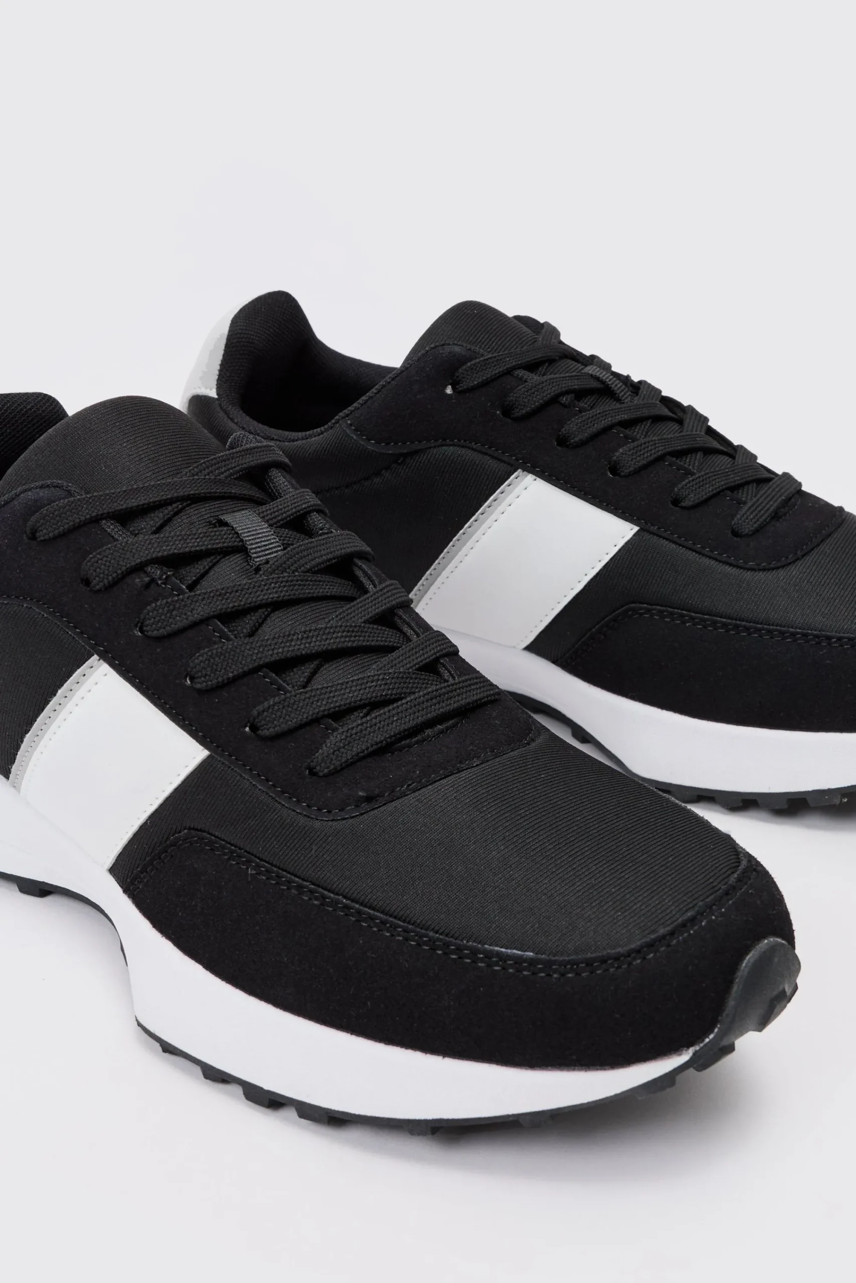 boohooMAN Runner Trainer | UK| Trainers & Hi-Tops