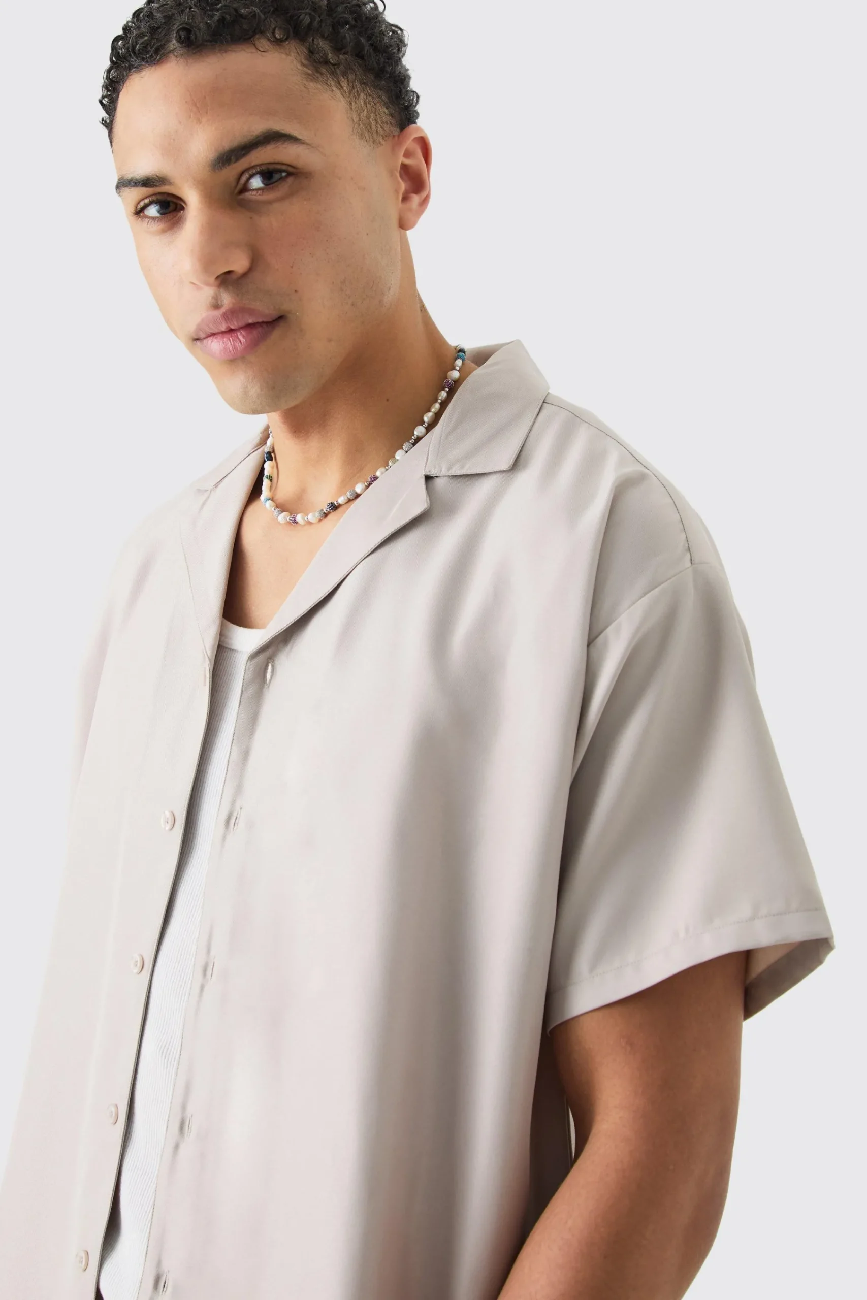 boohooMAN Short Sleeve Boxy Soft Twill Shirt And Short | UK| Sets & Co-Ords