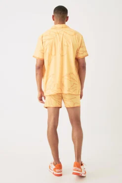 boohooMAN Short Sleeve Oversized Satin Tonal Palm Shirt & Short | UK| Sets & Co-Ords