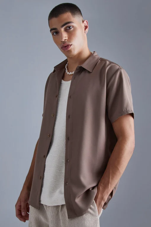 boohooMAN Short Sleeve Soft Twill Smart Shirt | UK| Shirts
