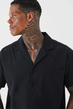 boohooMAN Short Sleeve Stretch Boxy Fit Shirt | UK| Shirts