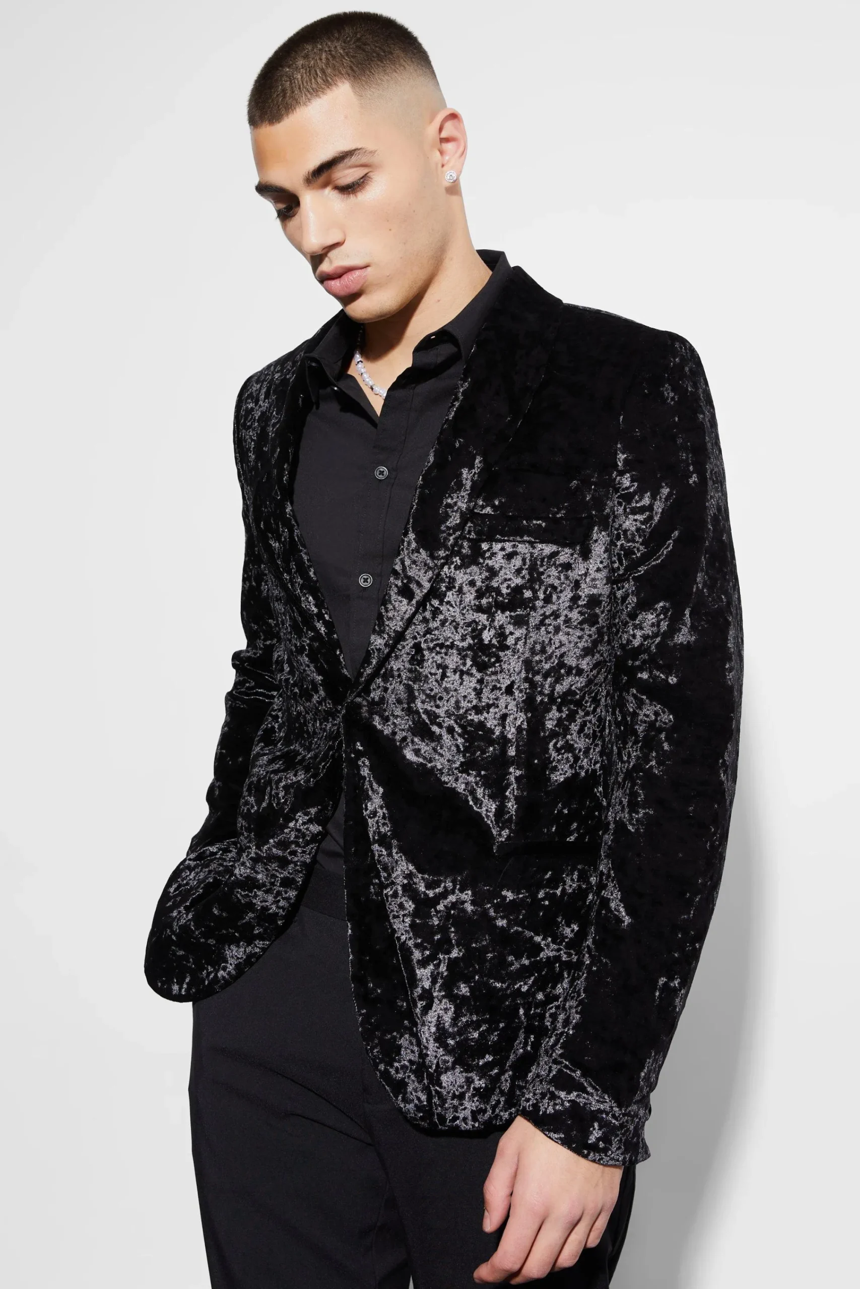 boohooMAN Skinny Crushed Velvet Blazer | UK| Suits & Tailoring