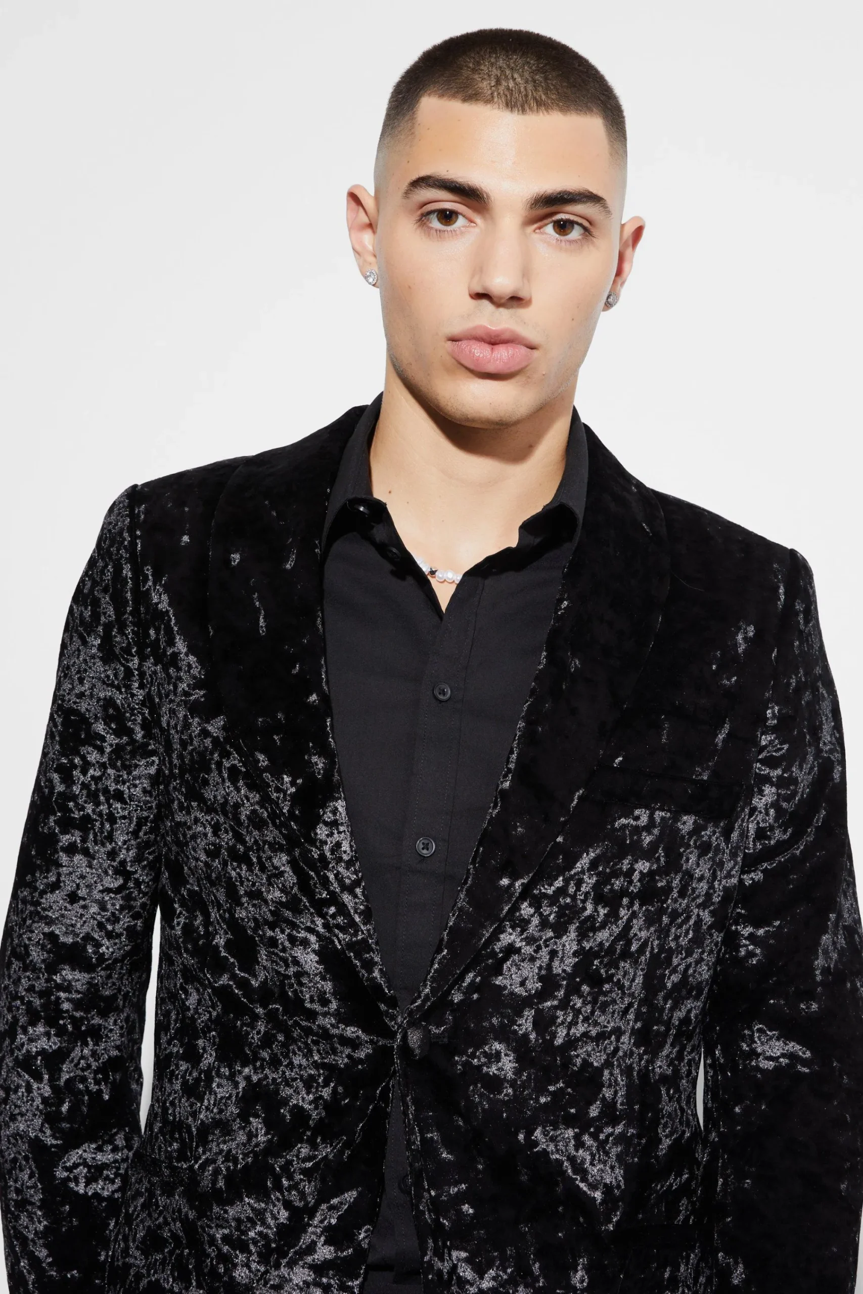 boohooMAN Skinny Crushed Velvet Blazer | UK| Suits & Tailoring