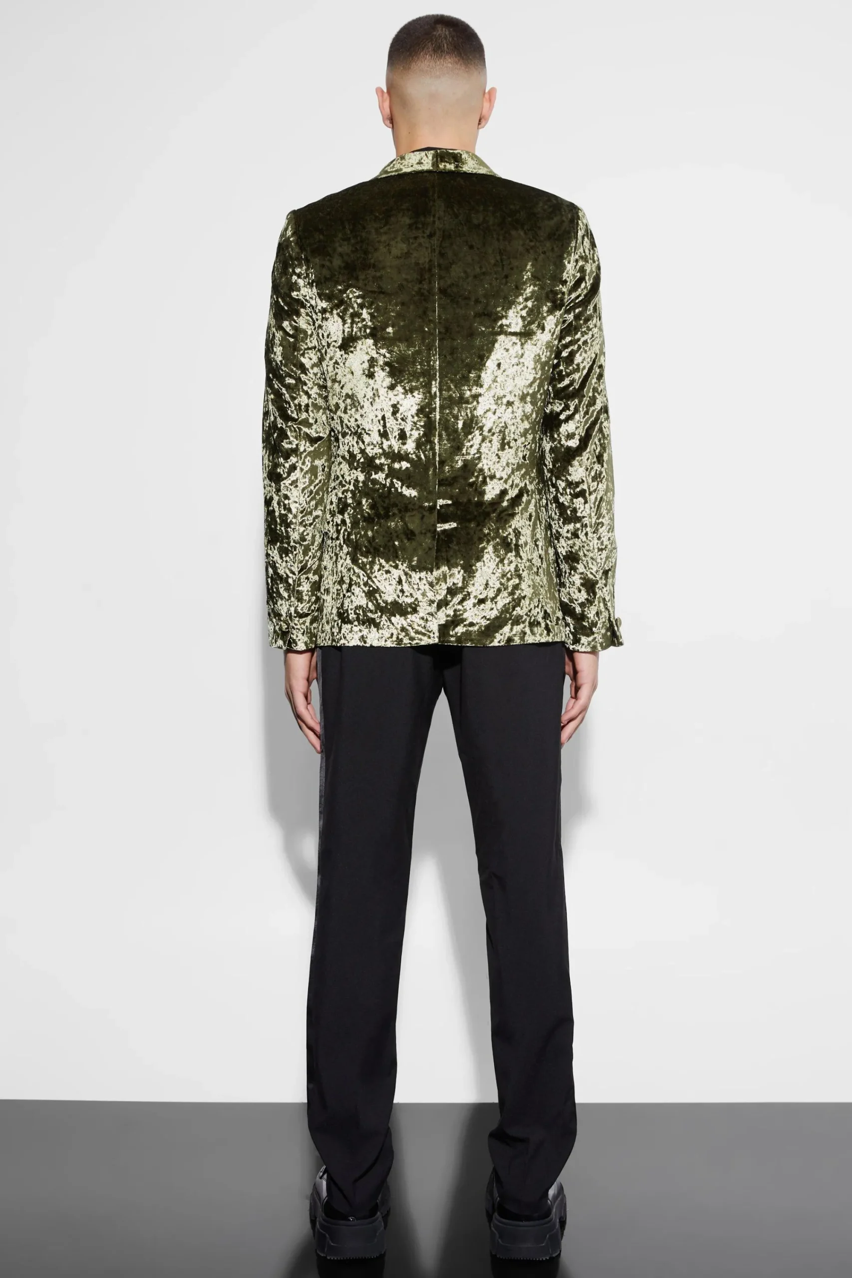 boohooMAN Skinny Crushed Velvet Blazer | UK| Suits & Tailoring