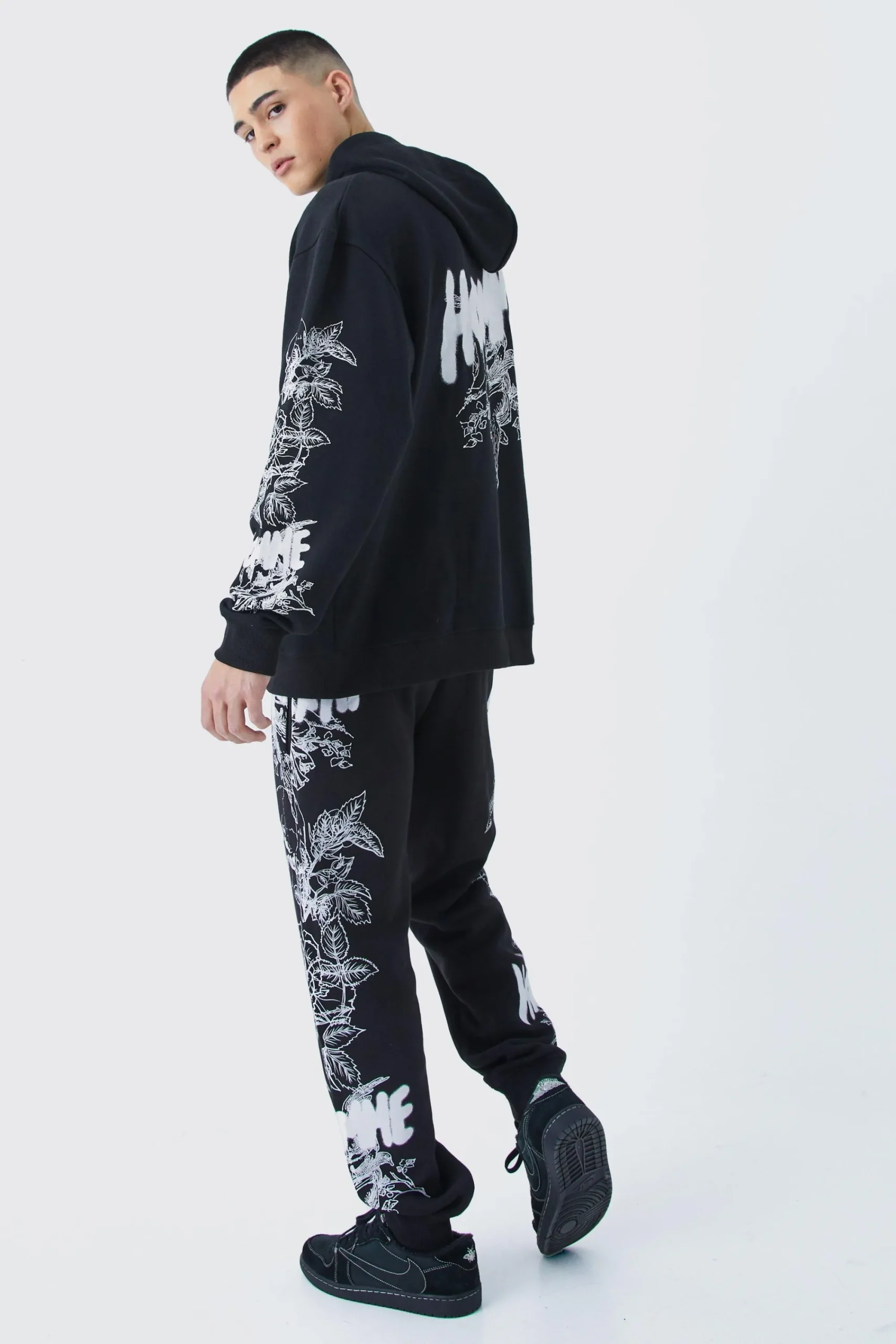 boohooMAN Skull Graphic Pocket Detail Hooded Tracksuit | UK| Tracksuits