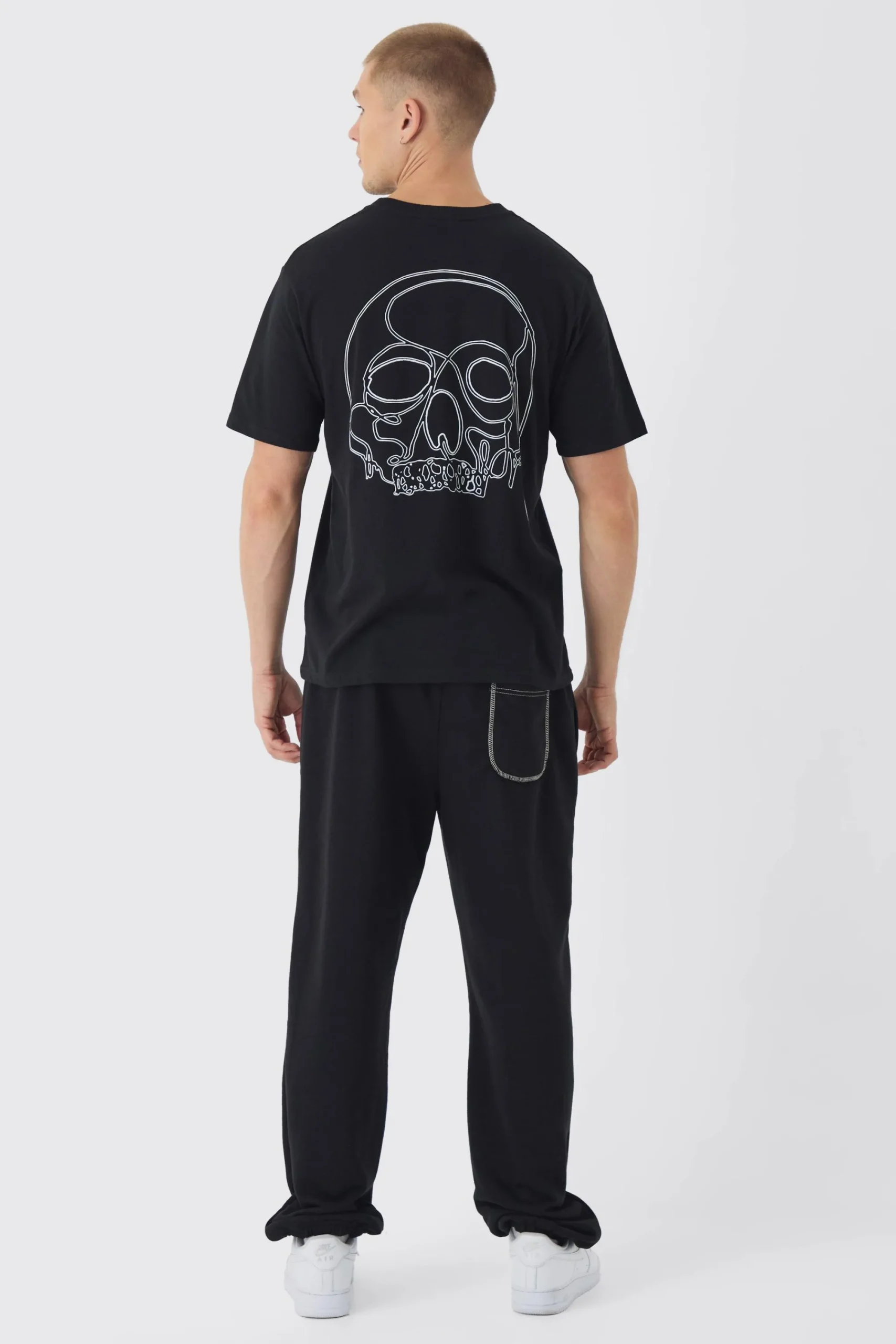 Skull Line Drawing Printed T-Shirt | UK^boohooMAN Online
