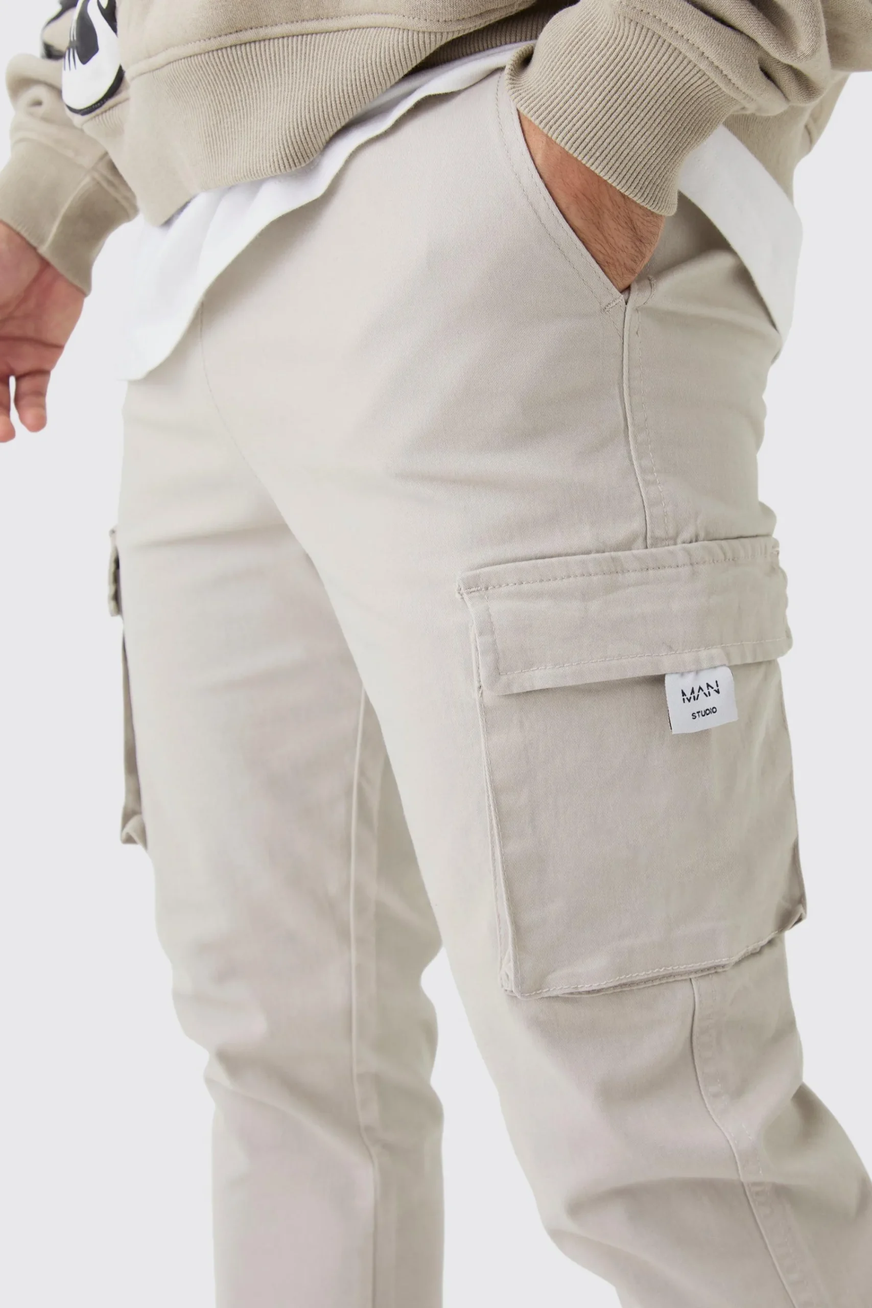 boohooMAN Slim Fit Elasticated Waist Woven Tab Cuffed Cargo Trousers | UK| Trousers|Cargos