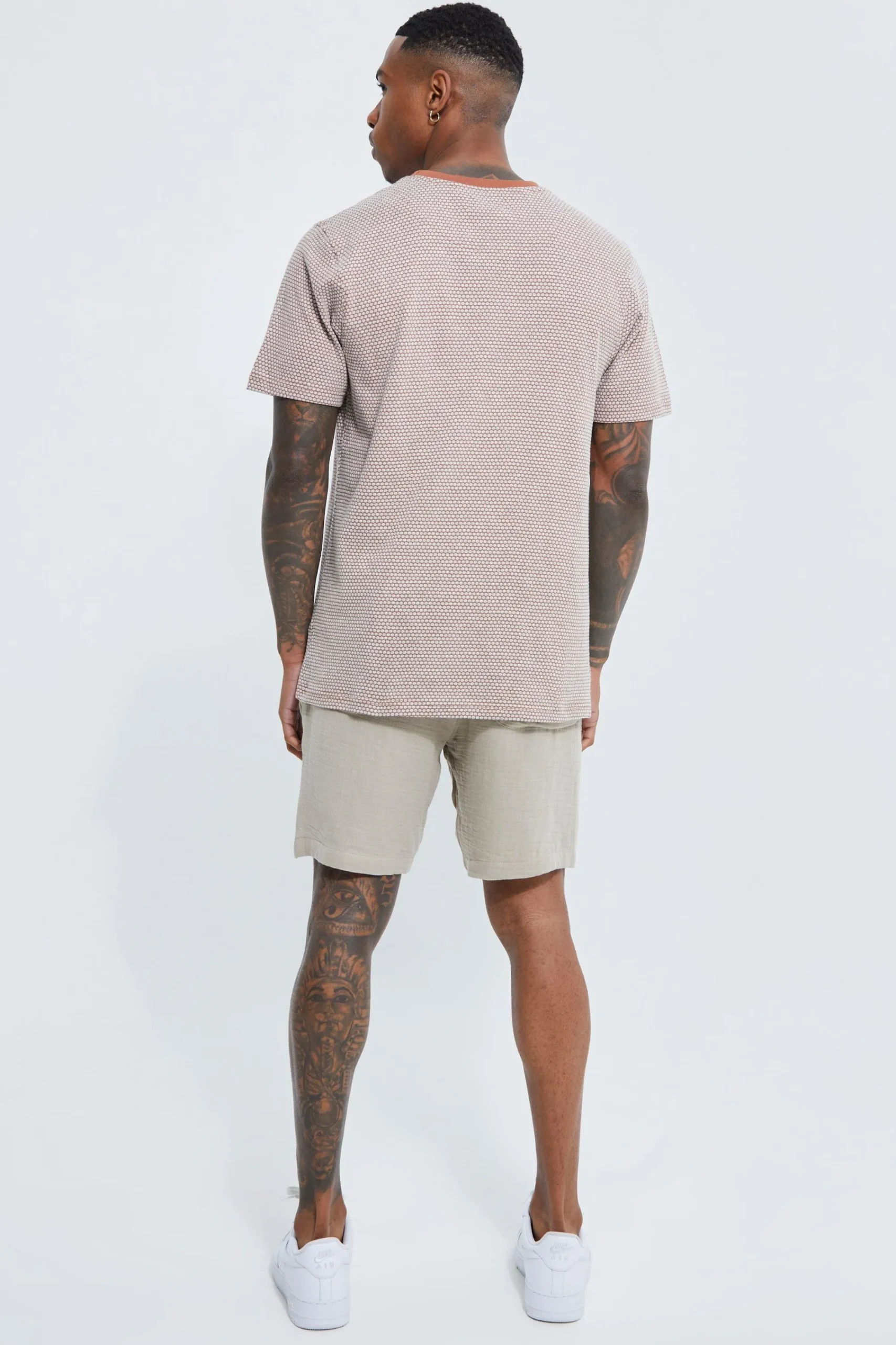 Slim Fit Honeycomb Jacquard T-shirt | UK^boohooMAN