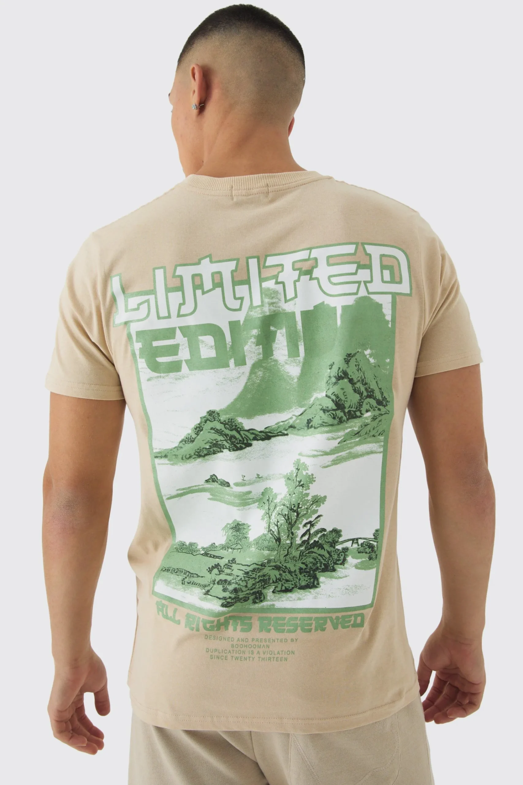 Slim Limited Edition Landscape Back Print T-Shirt | UK^boohooMAN