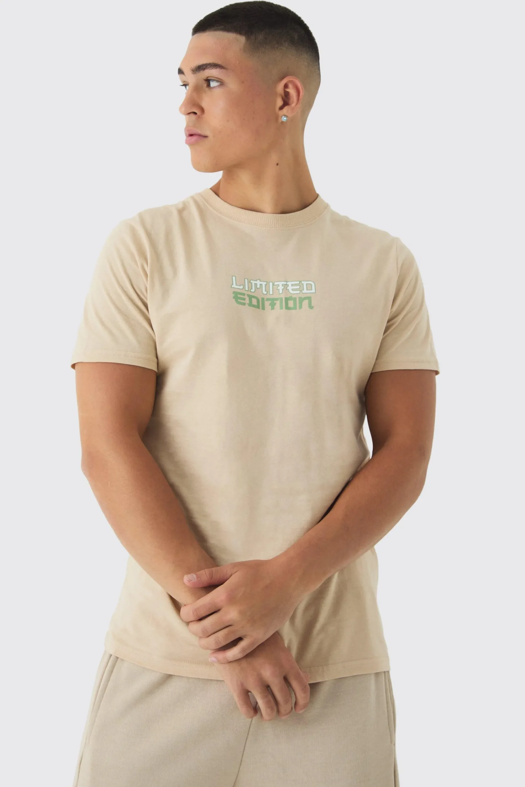 Slim Limited Edition Landscape Back Print T-Shirt | UK^boohooMAN