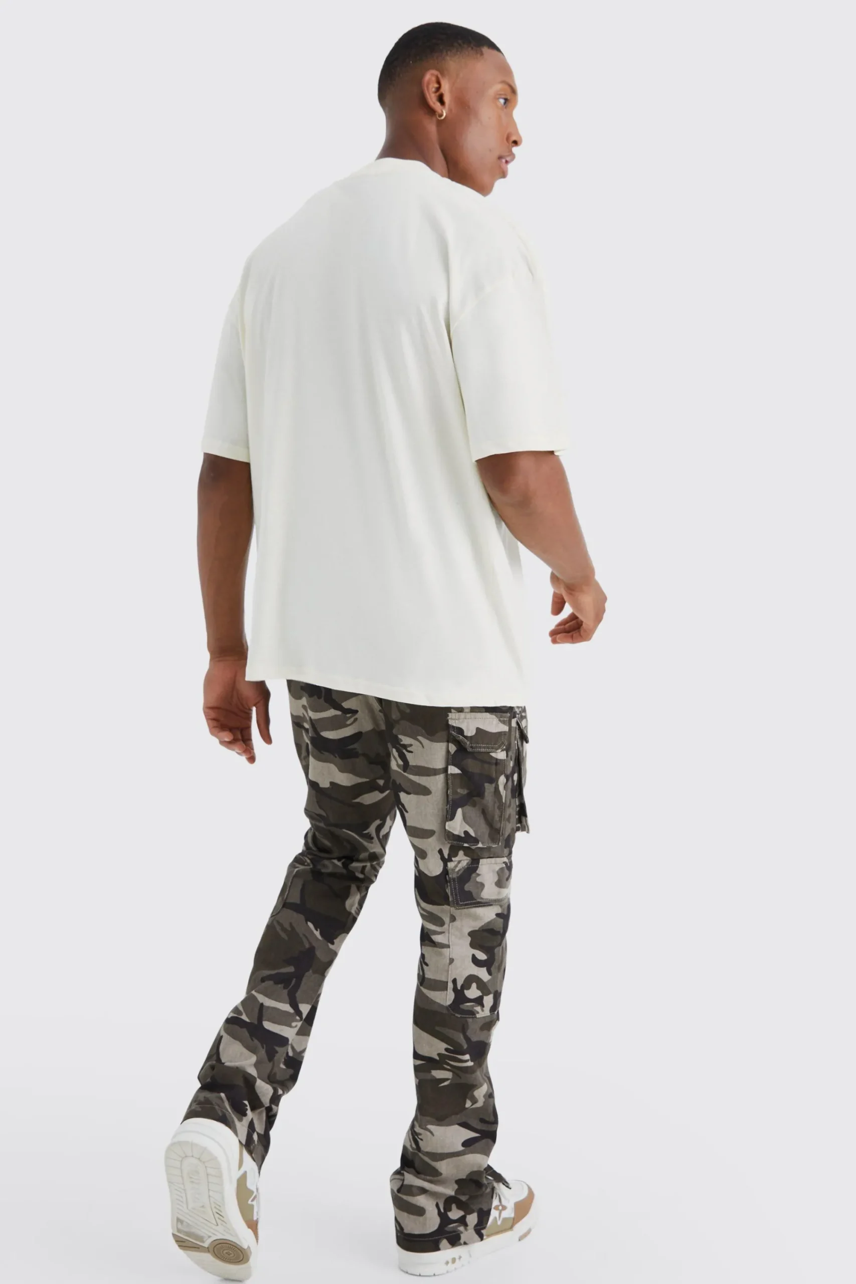 boohooMAN Slim Stacked Popper Hem Multi Cargo Camo Trouser | UK| Trousers