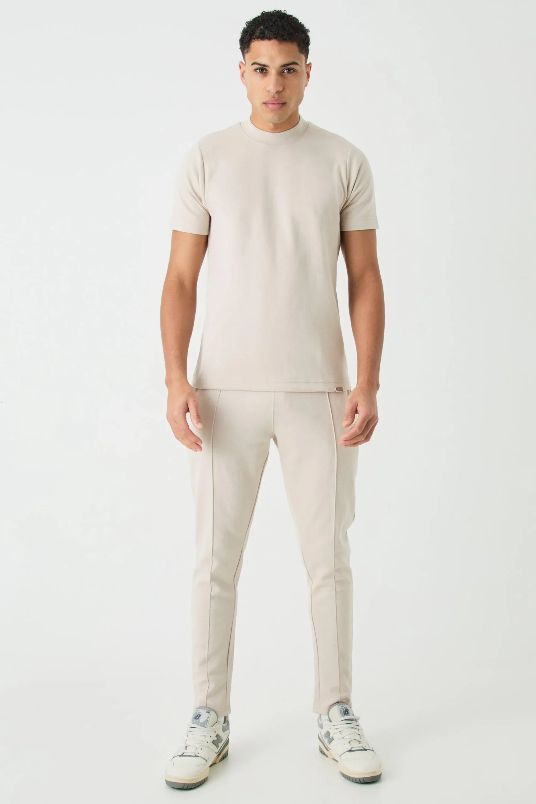 boohooMAN Slim T-shirt & Jogger Interlock Set | UK| Sets & Co-Ords|Tracksuits