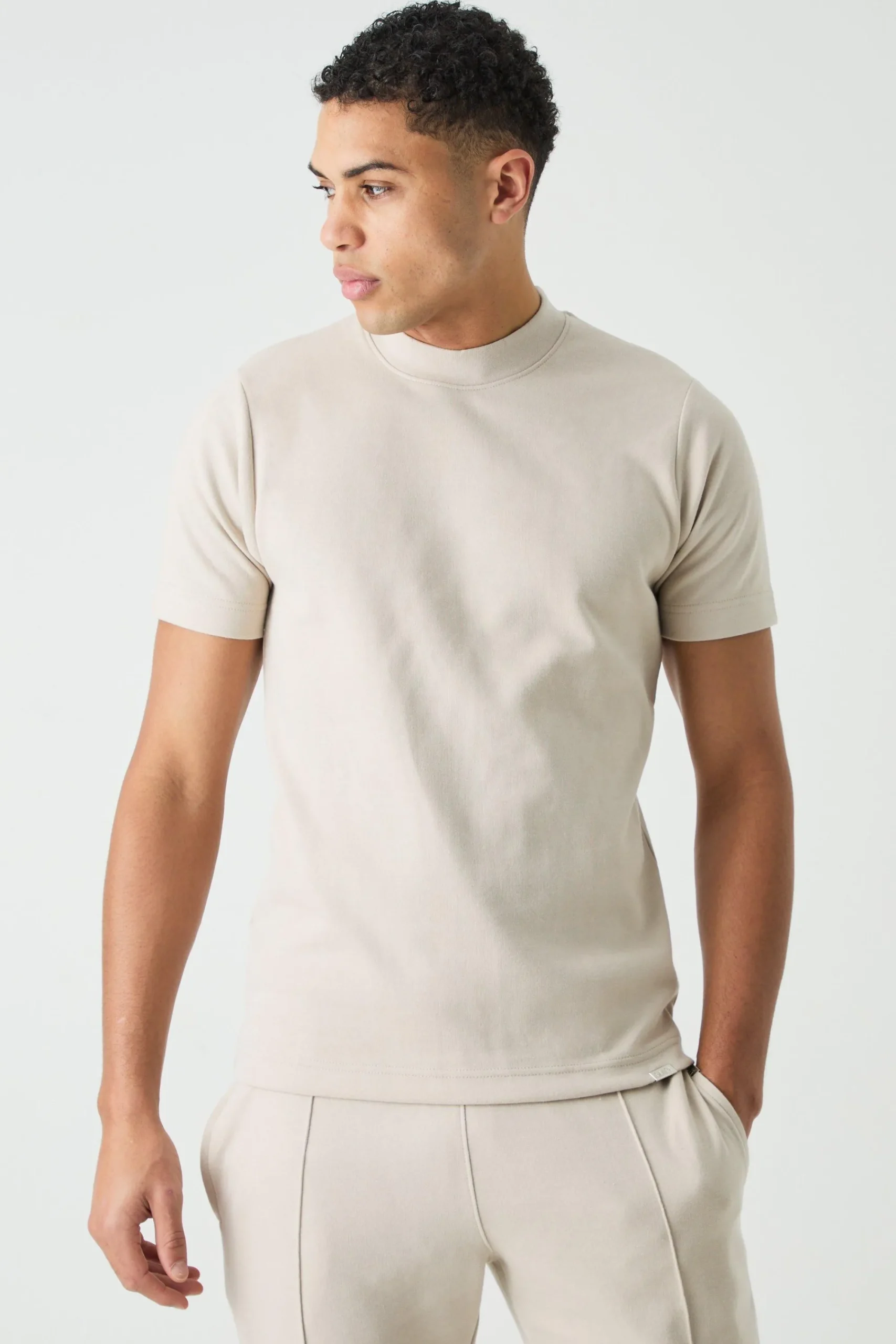 boohooMAN Slim T-shirt & Jogger Interlock Set | UK| Sets & Co-Ords|Tracksuits