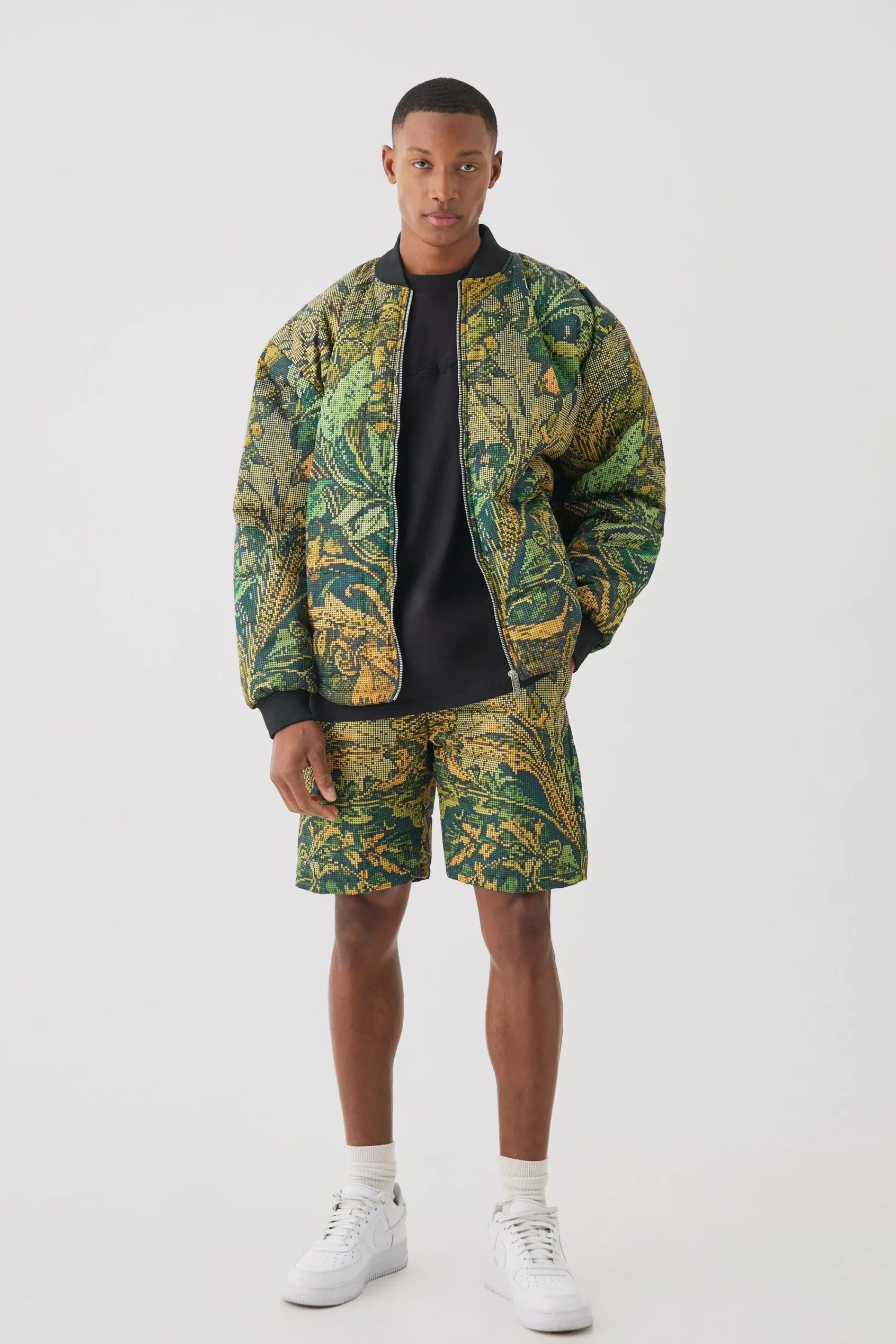 boohooMAN Square Quilted Tapestry Short & Bomber Jacket Set | UK| Sets & Co-Ords|Shorts