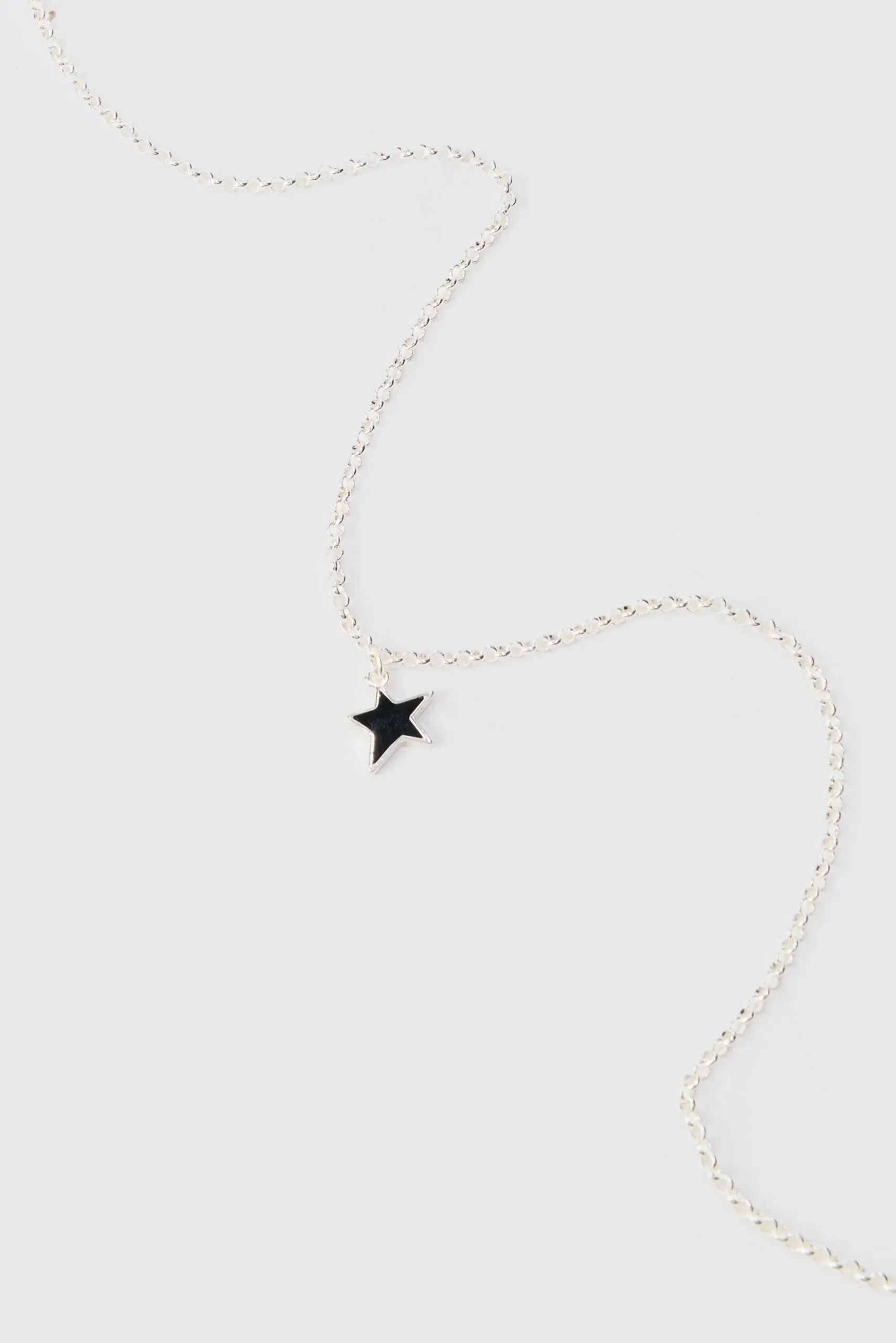 boohooMAN Star Pendant Chain Necklace | UK| Jewellery & Watches
