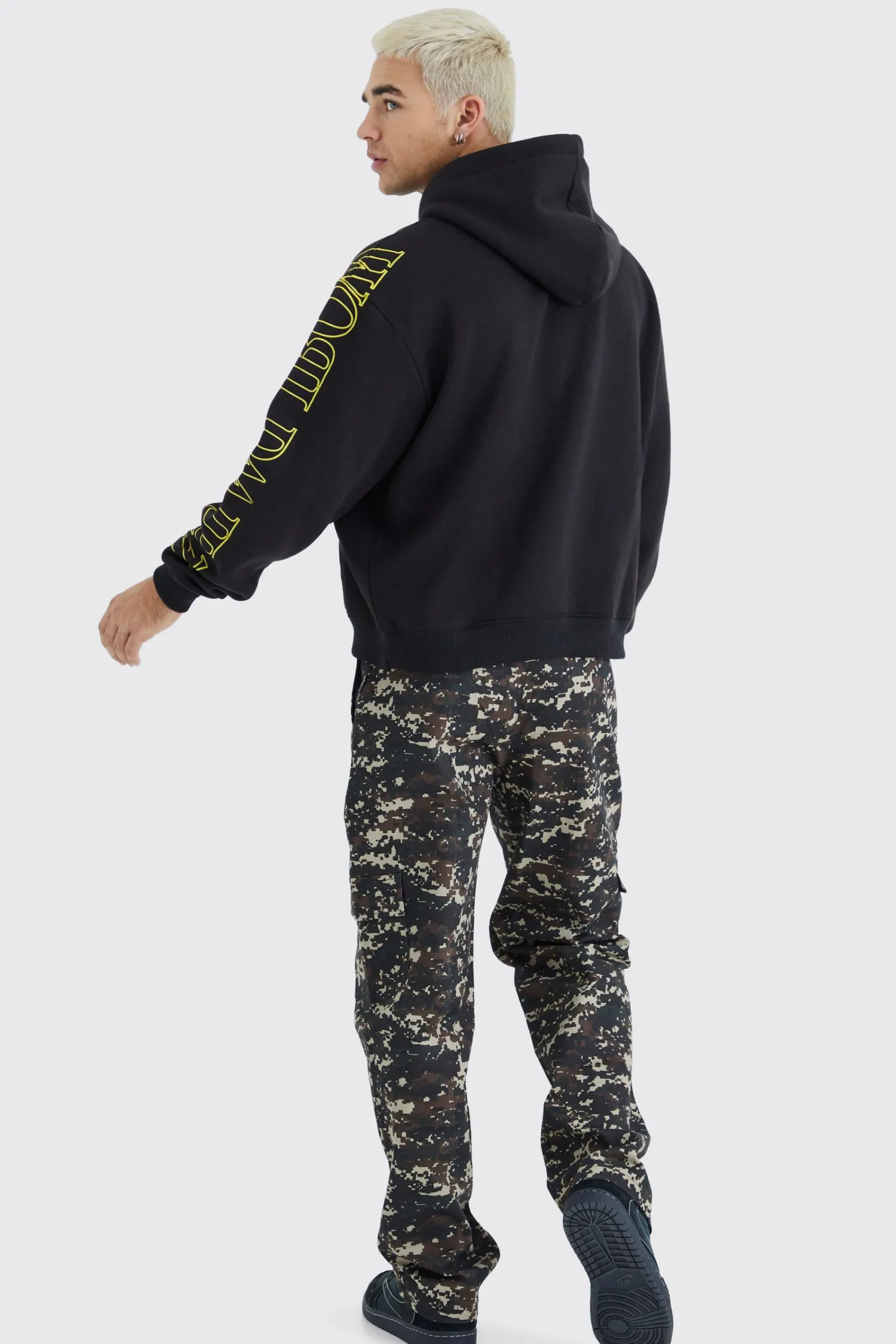 boohooMAN Straight Leg Pixilated Camo Trouser | UK| Trousers