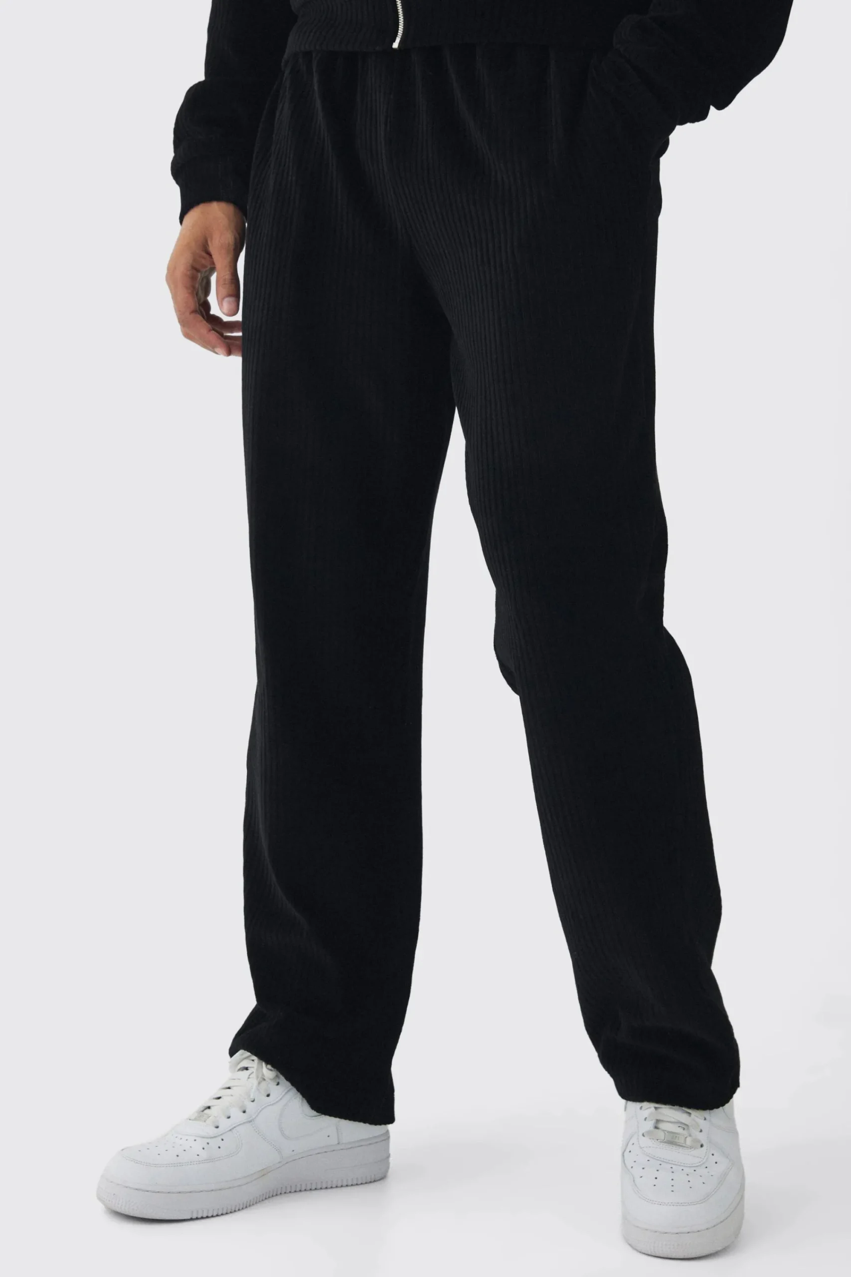 boohooMAN Straight Leg Velour Pleated Jogger | UK| Trousers|Joggers