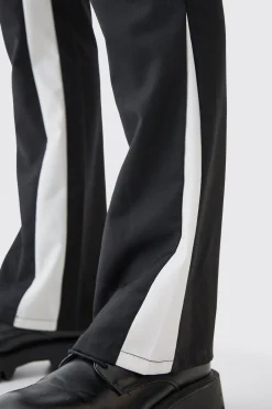 boohooMAN Tailored Gusset Detail Flared Trousers | UK| Suits & Tailoring|Trousers
