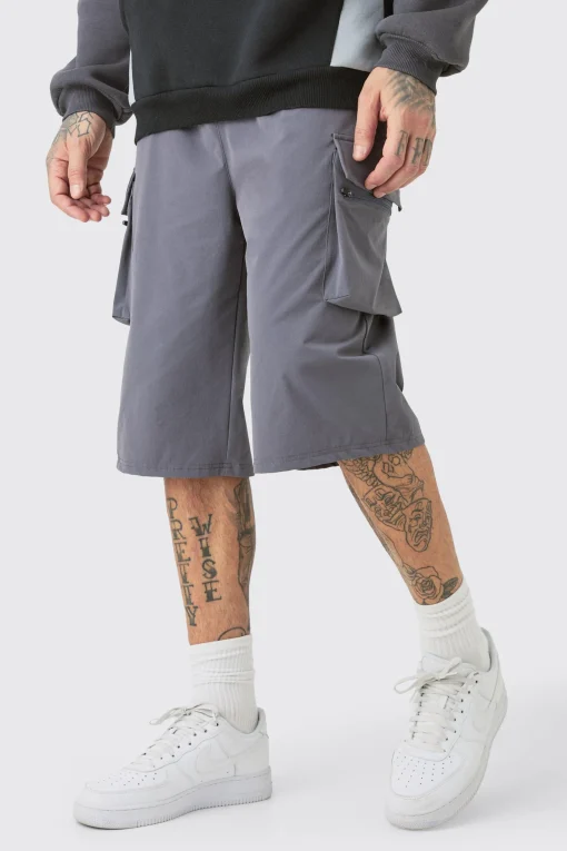 boohooMAN Tall Elasticated Waist Relaxed Lightweight Stretch Cargo Short | UK| Shorts