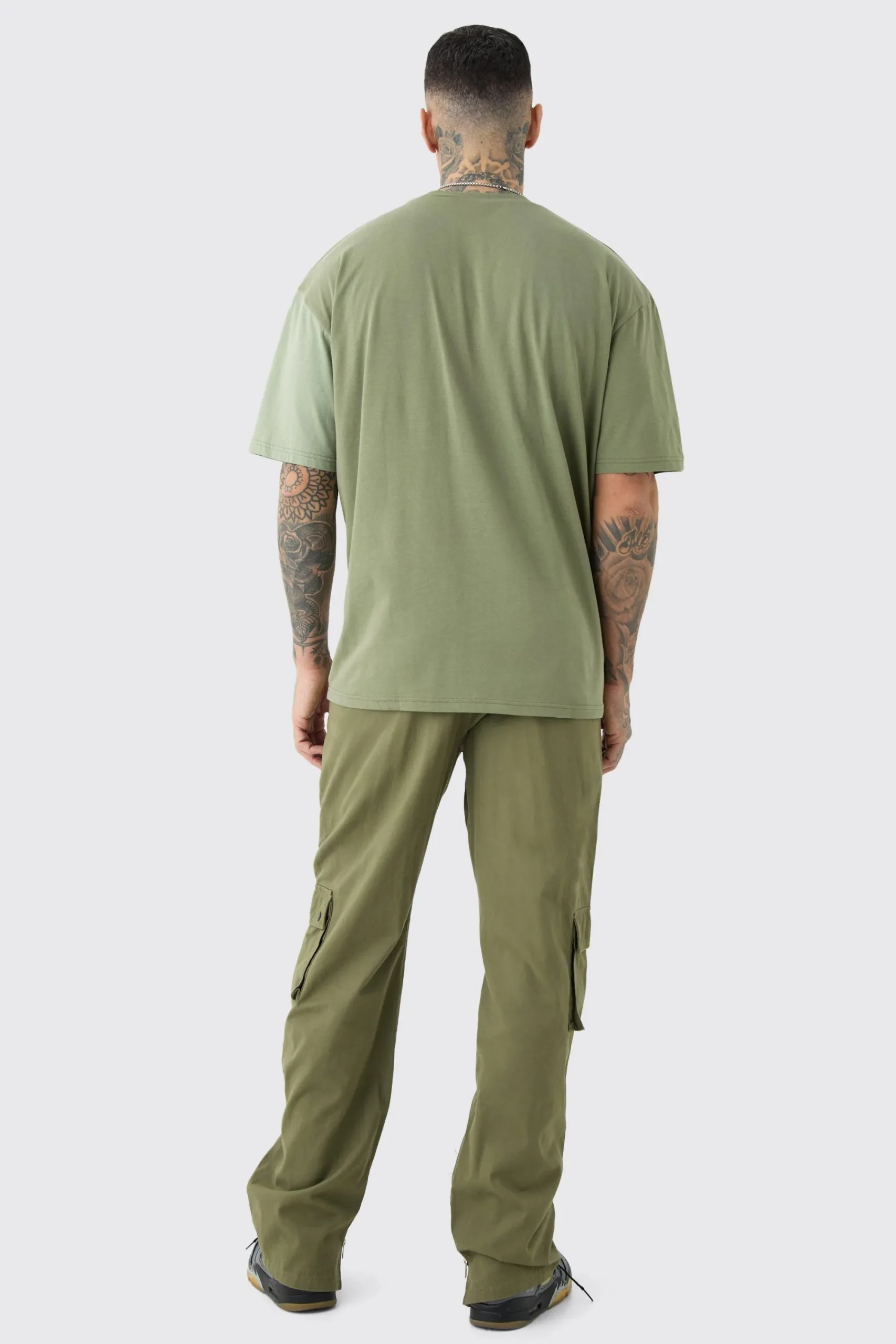 boohooMAN Tall Fixed Relaxed Fit Twill Cargo Trousers | UK| Trousers|Cargos