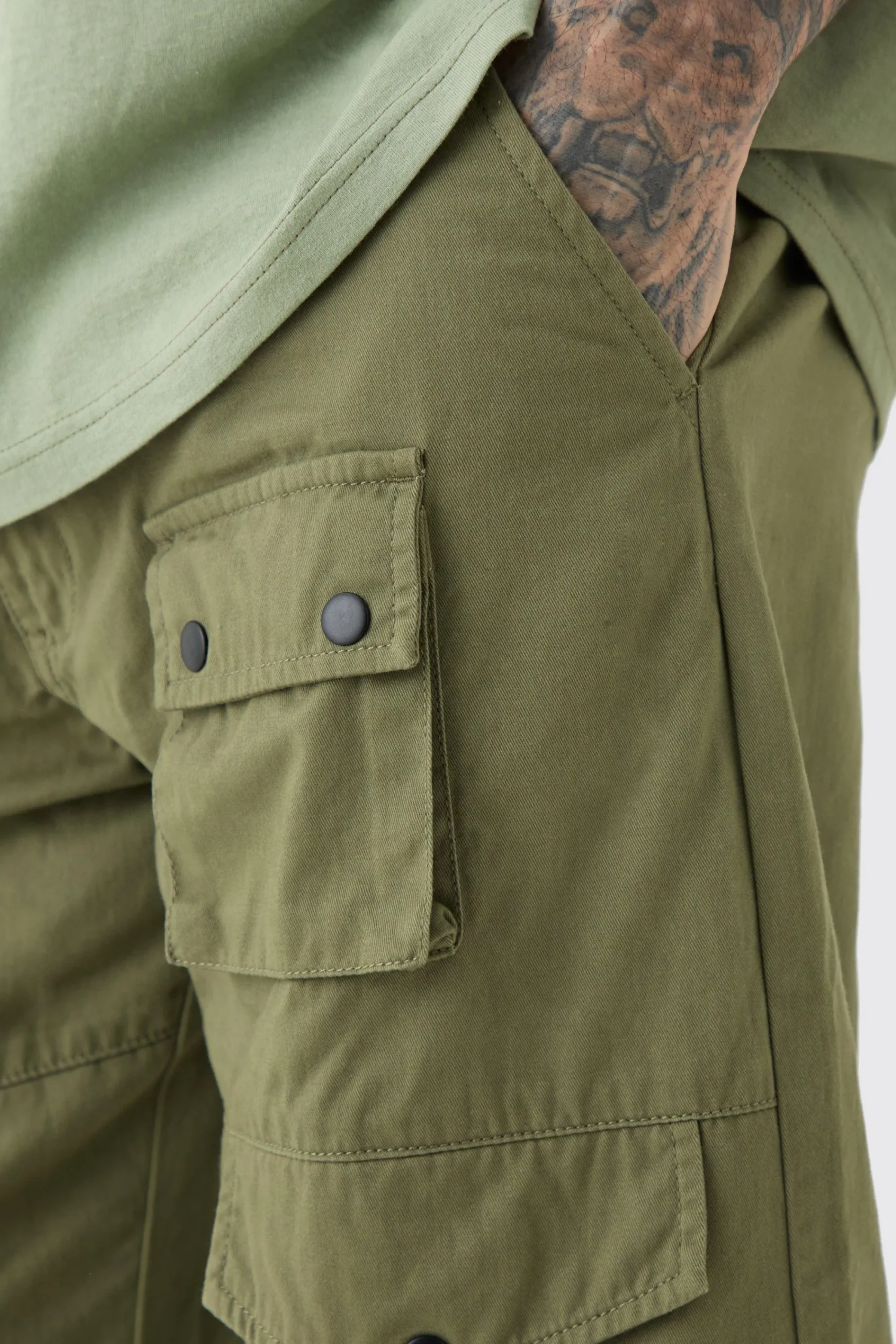 boohooMAN Tall Fixed Relaxed Fit Twill Cargo Trousers | UK| Trousers|Cargos