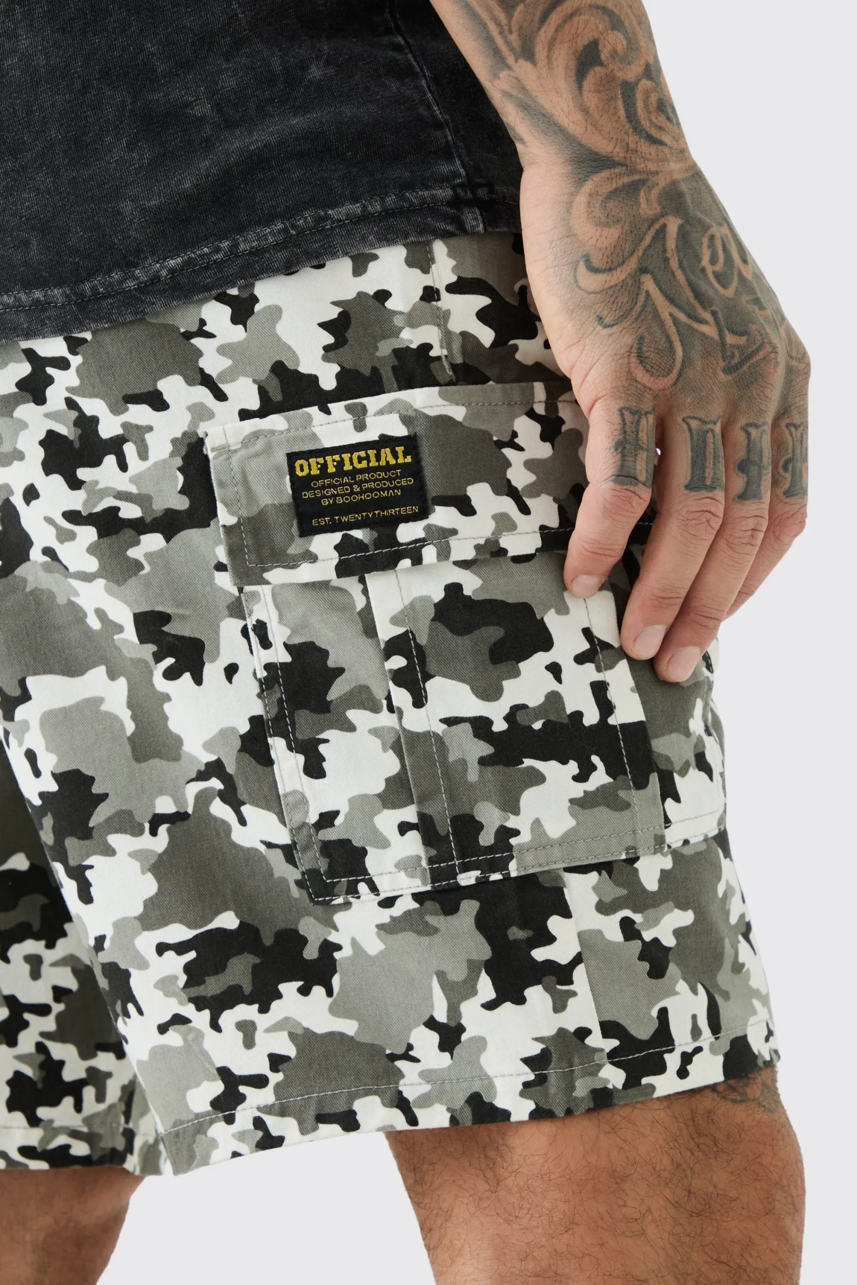 boohooMAN Tall Fixed Waist Camo Twill Cargo Short | UK| Shorts