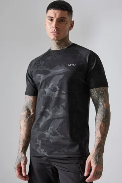 Tall Man Active Camo Raglan Regular Fit Performance T-shirt | UK^boohooMAN Outlet