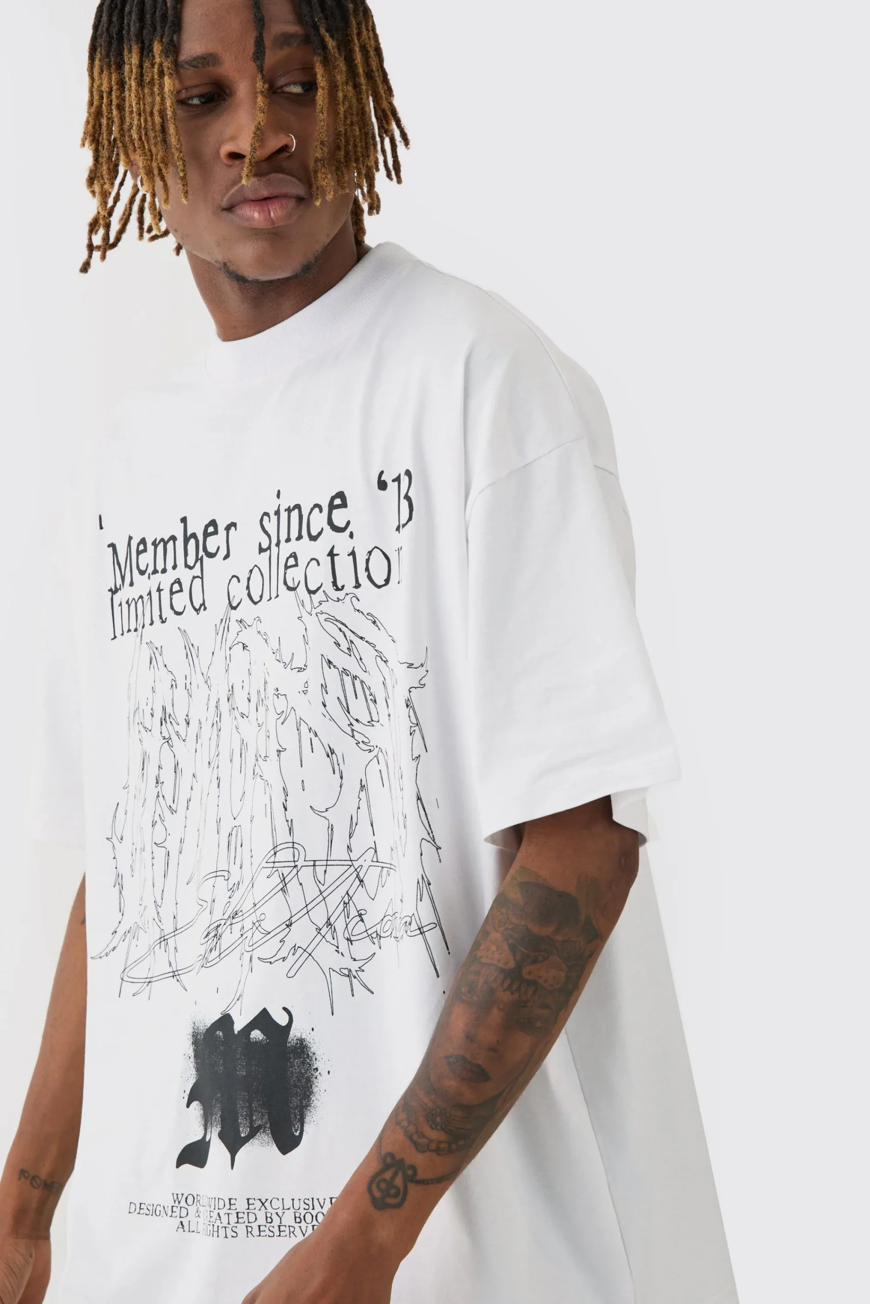 Tall Oversized Extended Neck Limited Print T-shirt | UK^boohooMAN Discount