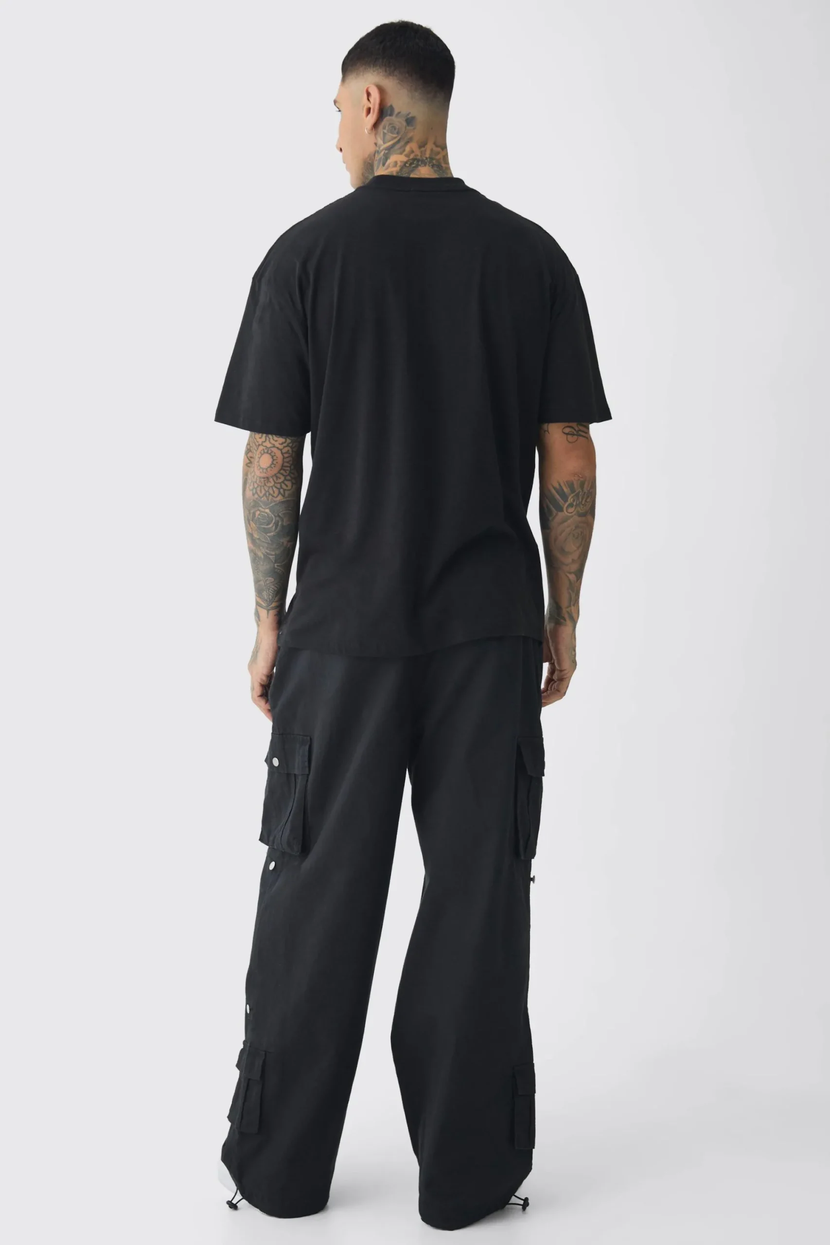 Tall Oversized Extended Neck Cherub Large Scale Print T-Shirt | UK^boohooMAN Outlet