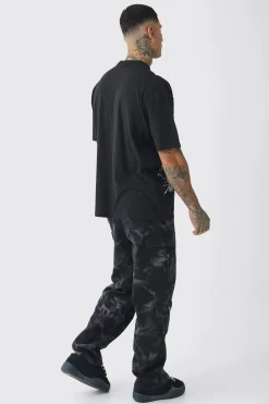 Tall Oversized Extended Neck Ribcage Large Scale Print T-Shirt | UK^boohooMAN