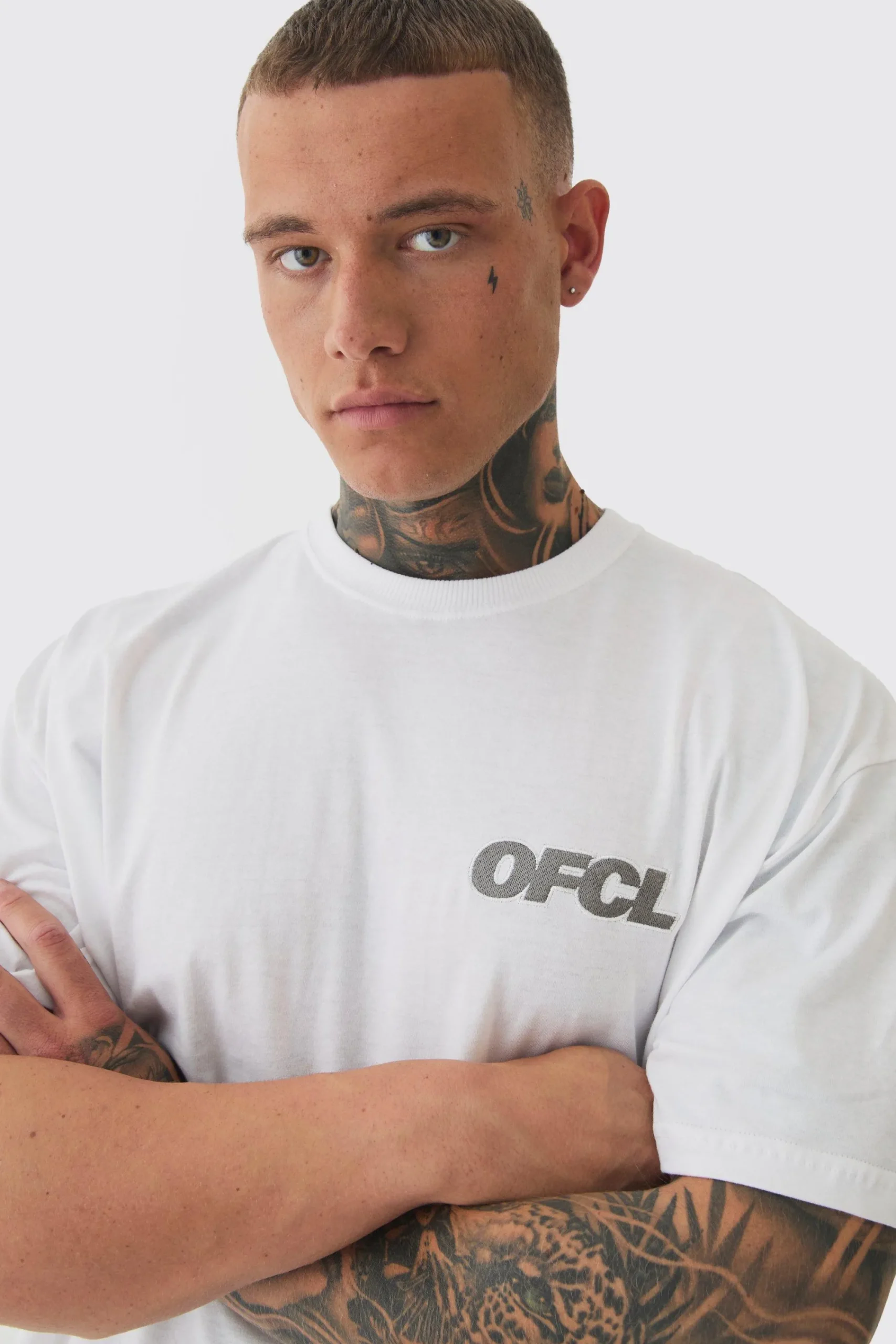 Tall Oversized OFCL Embroidered T-shirt In White | UK^boohooMAN Best