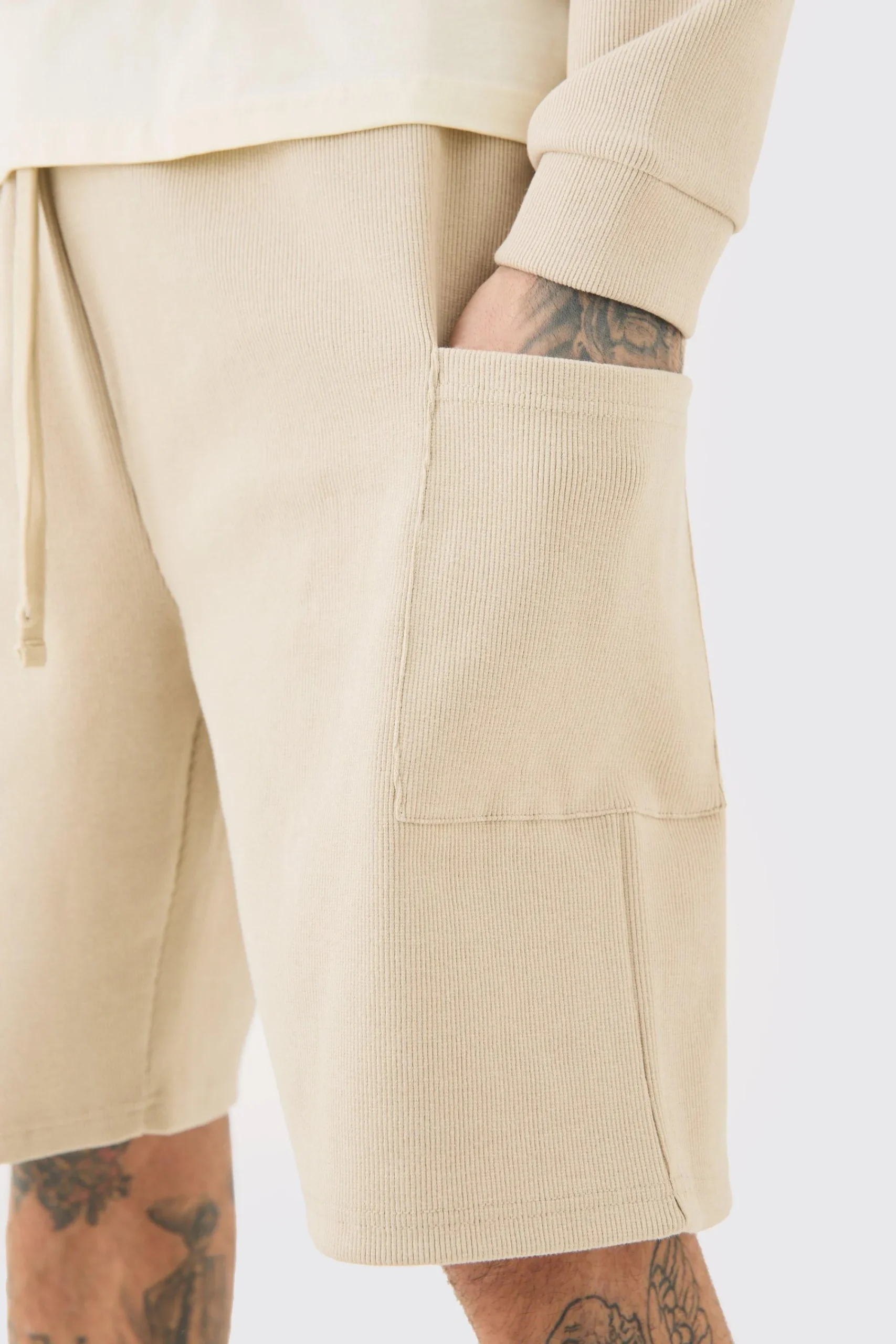 boohooMAN Tall Relaxed Heavyweight Ribbed Cargo Short | UK| Shorts