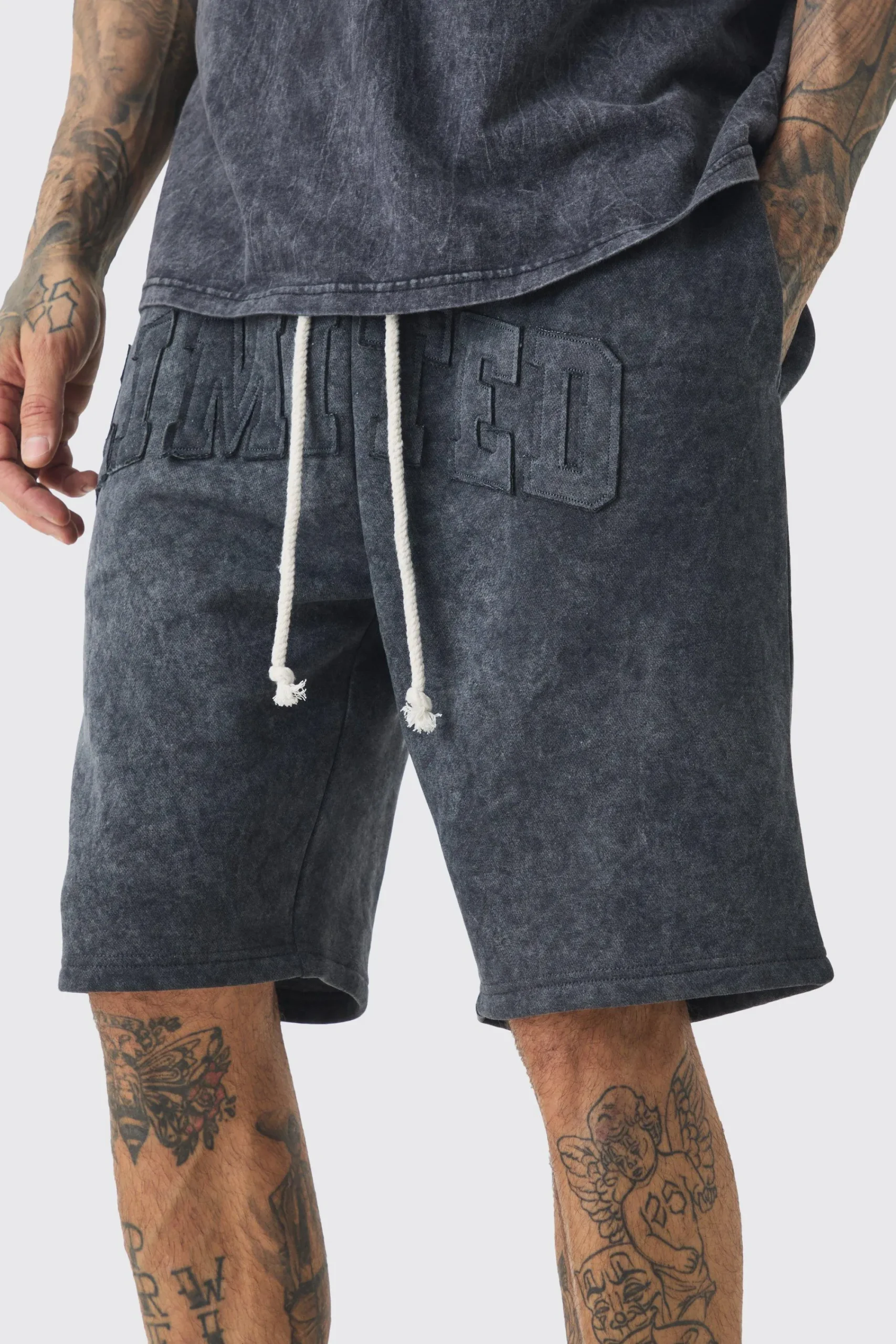 boohooMAN Tall Relaxed Limited Applique Washed Jersey Shorts | UK| Shorts