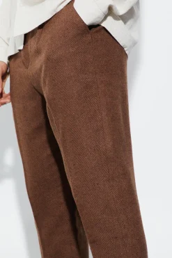 boohooMAN Tapered Fit Herringbone Suit Trousers | UK| Suits & Tailoring|Trousers