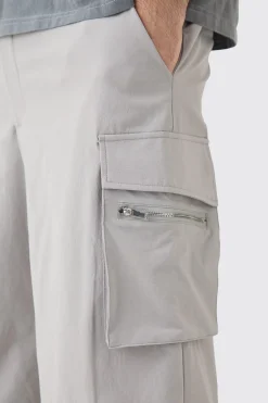 boohooMAN Technical Stretch Cargo Parachute Pants | UK| Trousers|Cargos