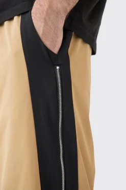 boohooMAN Technical Stretch Zip Gusset Wide Leg Trousers | UK| Trousers