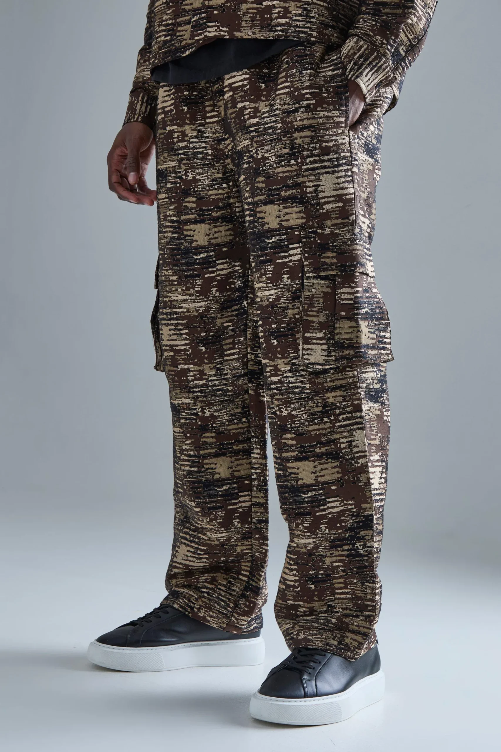 boohooMAN Textured Camo Relaxed Cargo Trouser | UK| Sets & Co-Ords