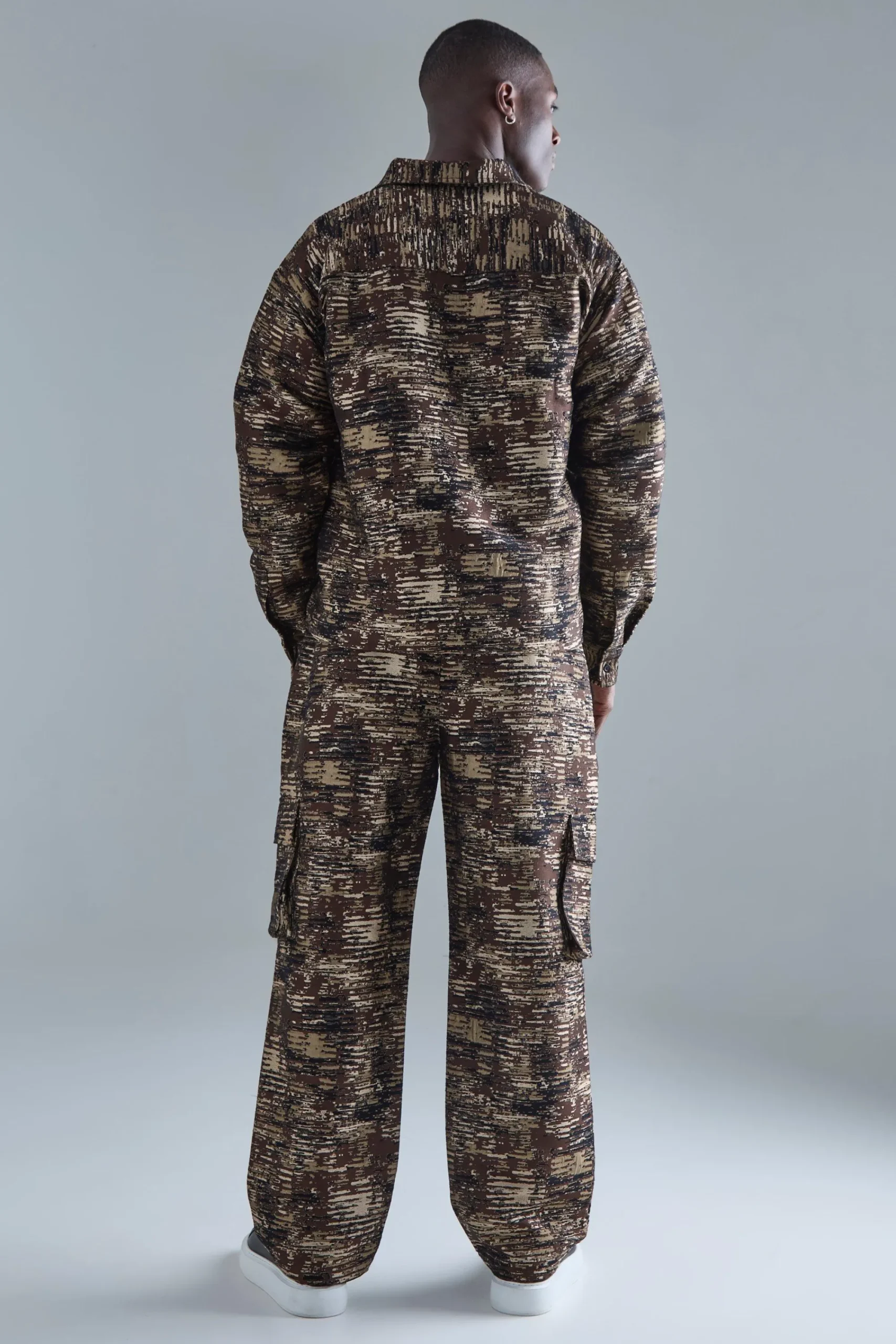 boohooMAN Textured Camo Relaxed Cargo Trouser | UK| Sets & Co-Ords