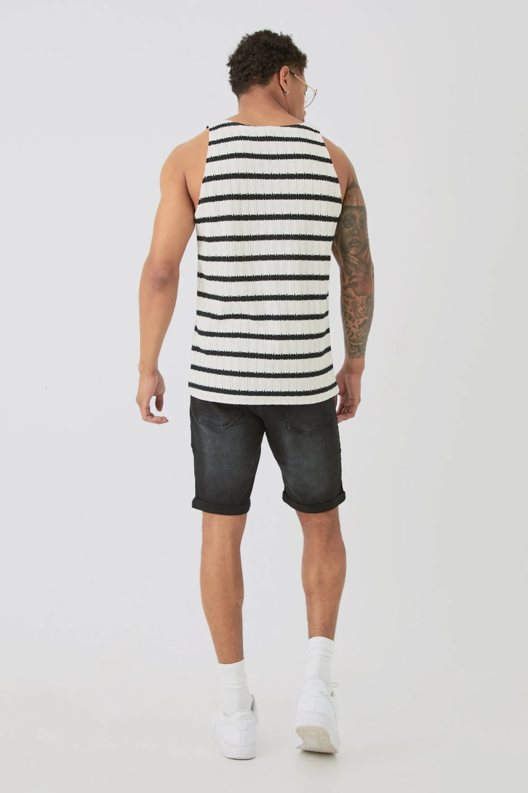 Textured Striped Vest | UK^boohooMAN Outlet
