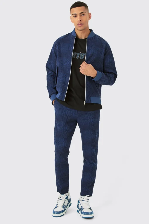 boohooMAN Textured Tailored Pintuck Tapered Trousers | UK| Suits & Tailoring